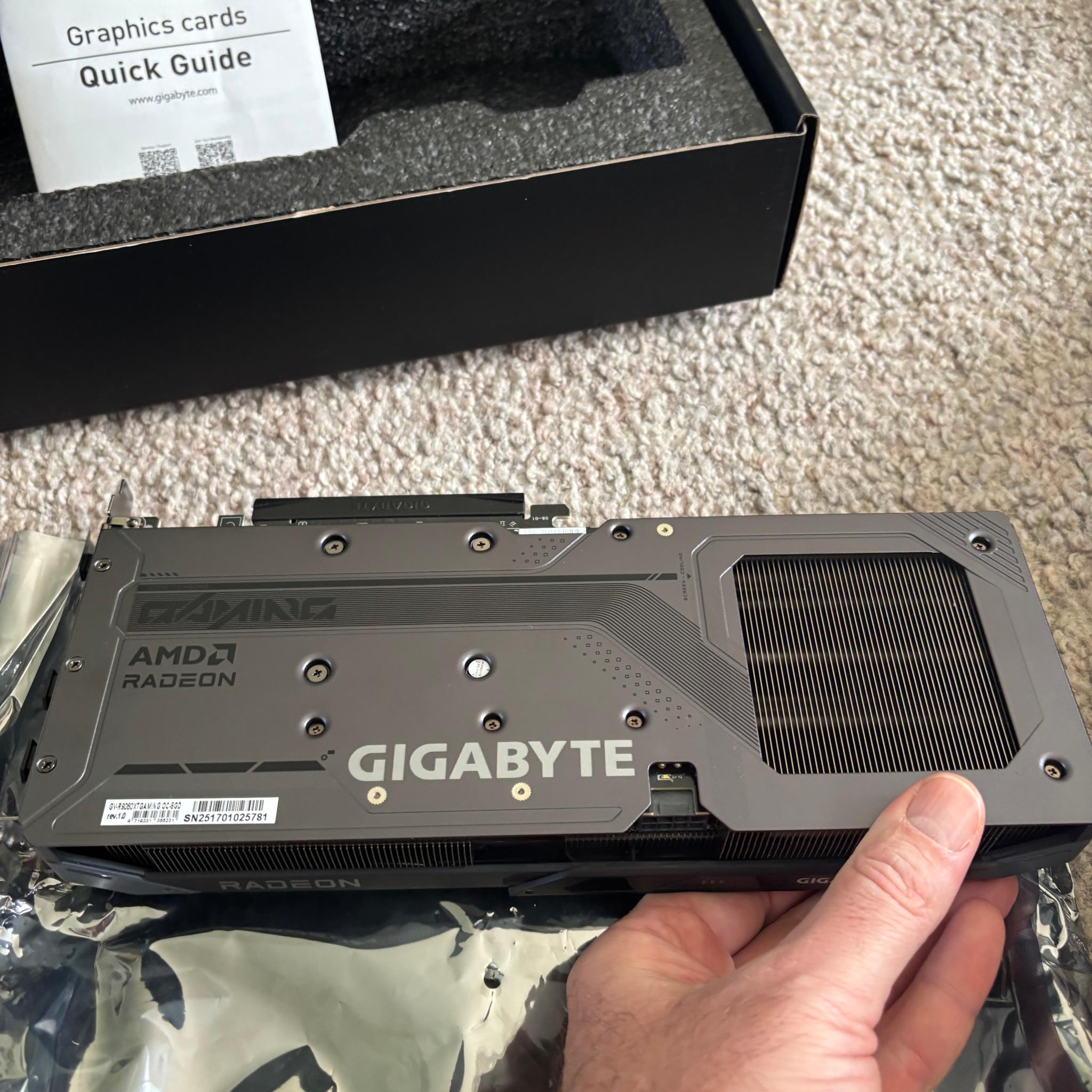 Gigabyte AMD Radeon RX 9060 XT Gaming OC 8 GB