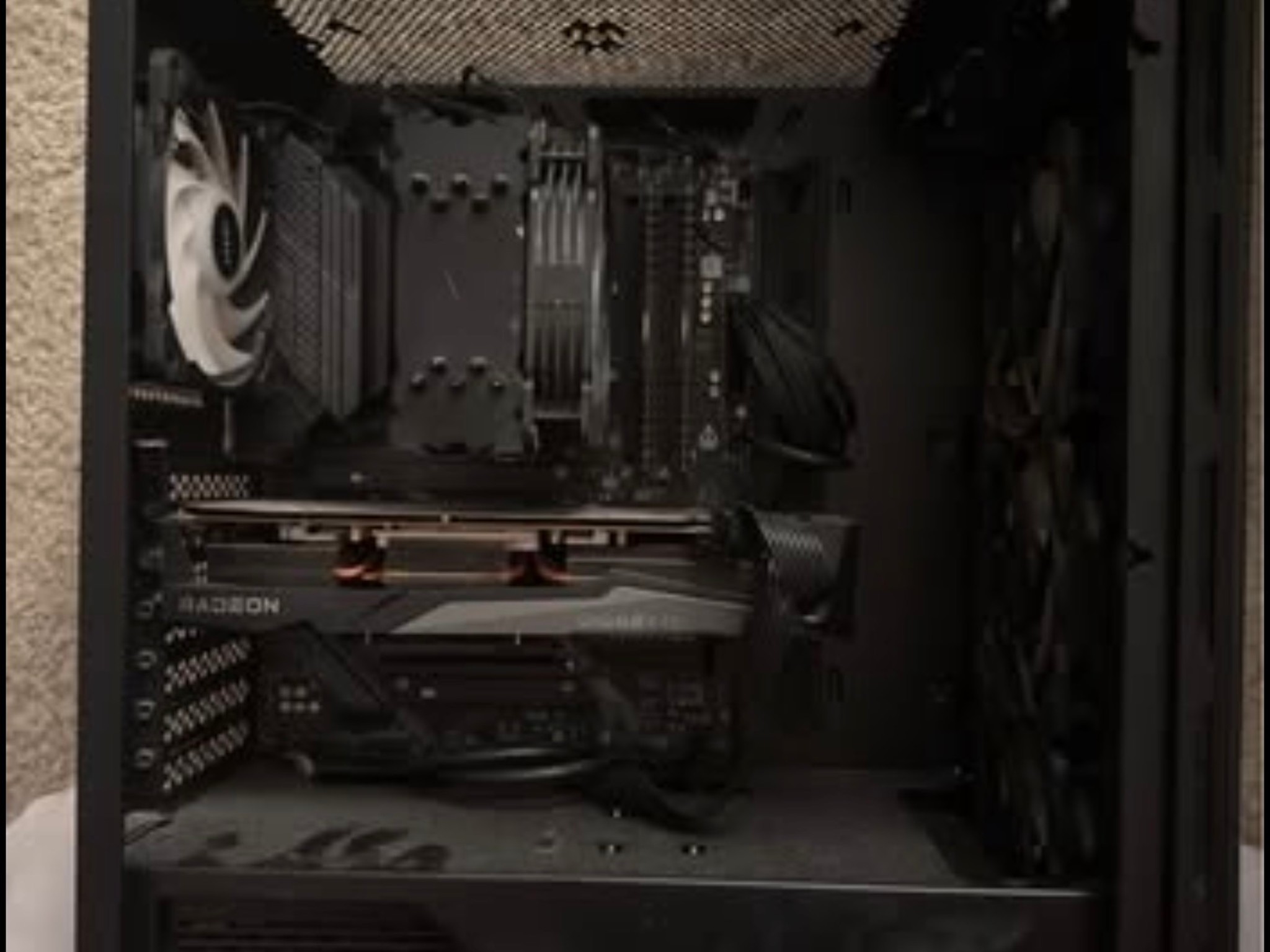 Custom Gaming PC Build and components