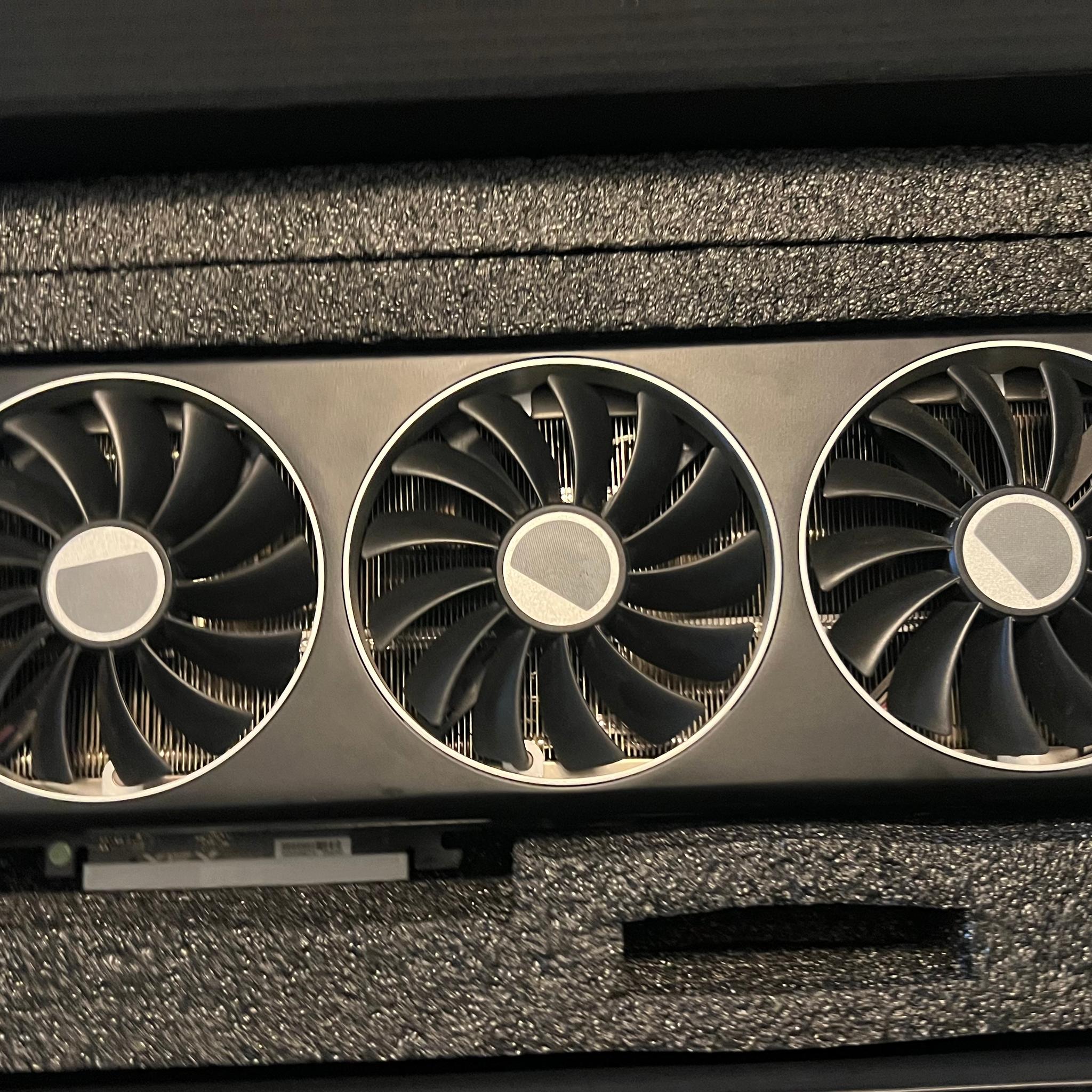 AMD Radeon RX 7900 XTX