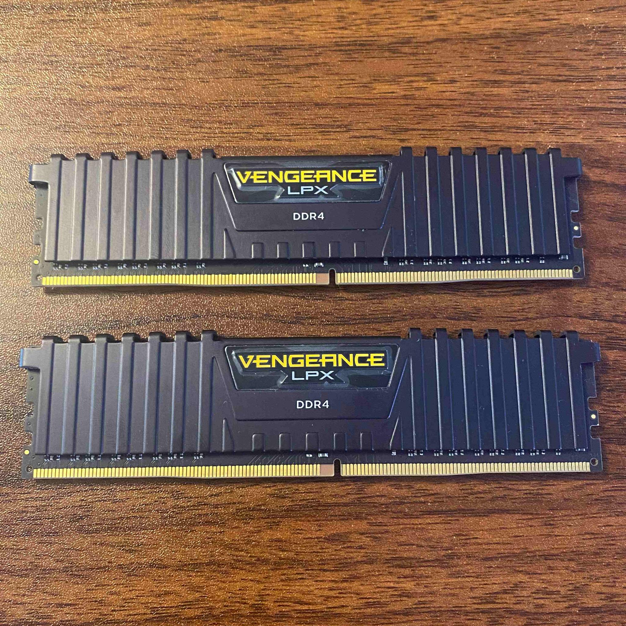16GB (2x8GB) DDR4 Corsair Vengeance LPX 3200 16-18-18-36 Black ver 4.32