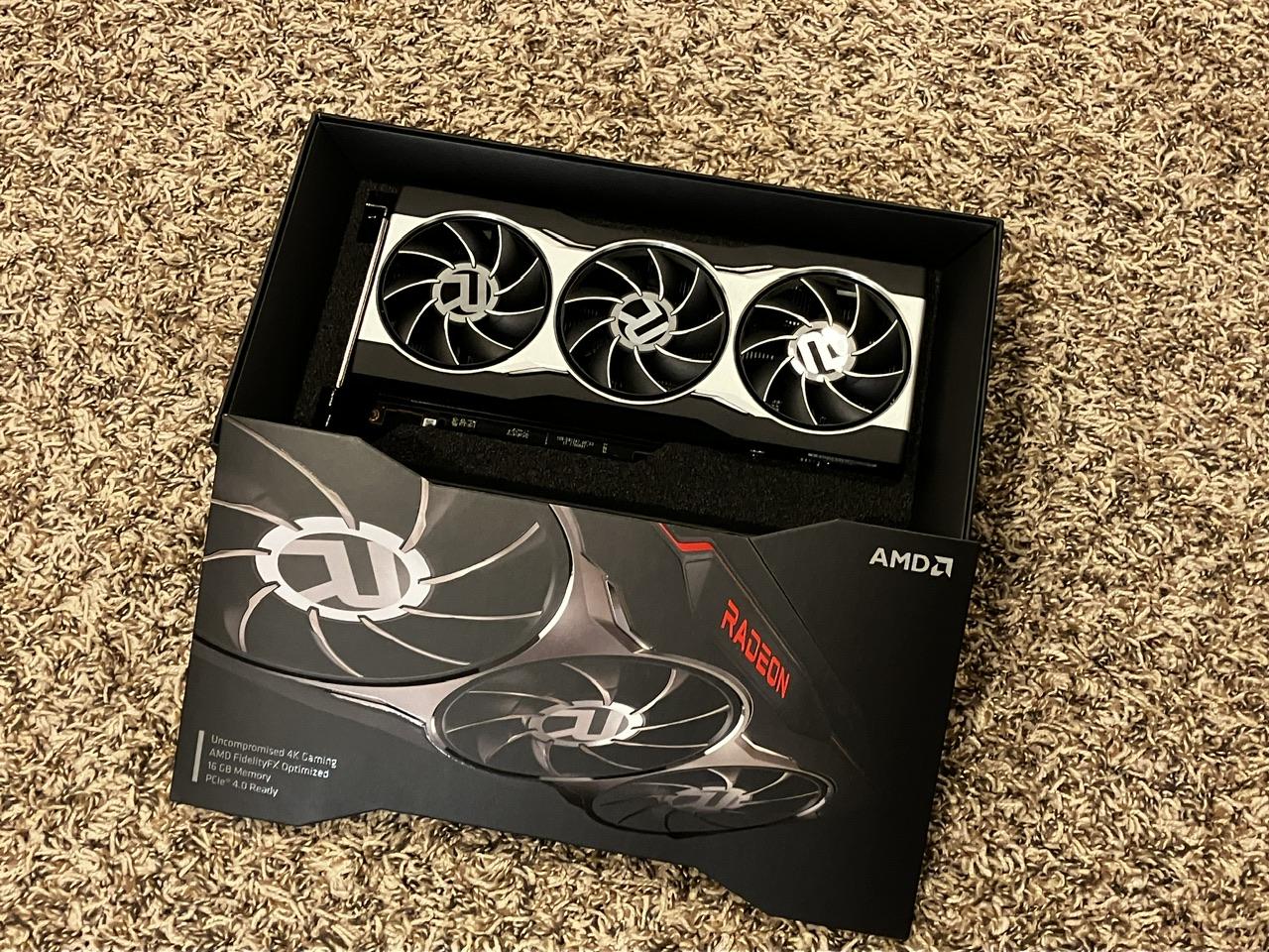 AMD Radeon RX 6800 Reference