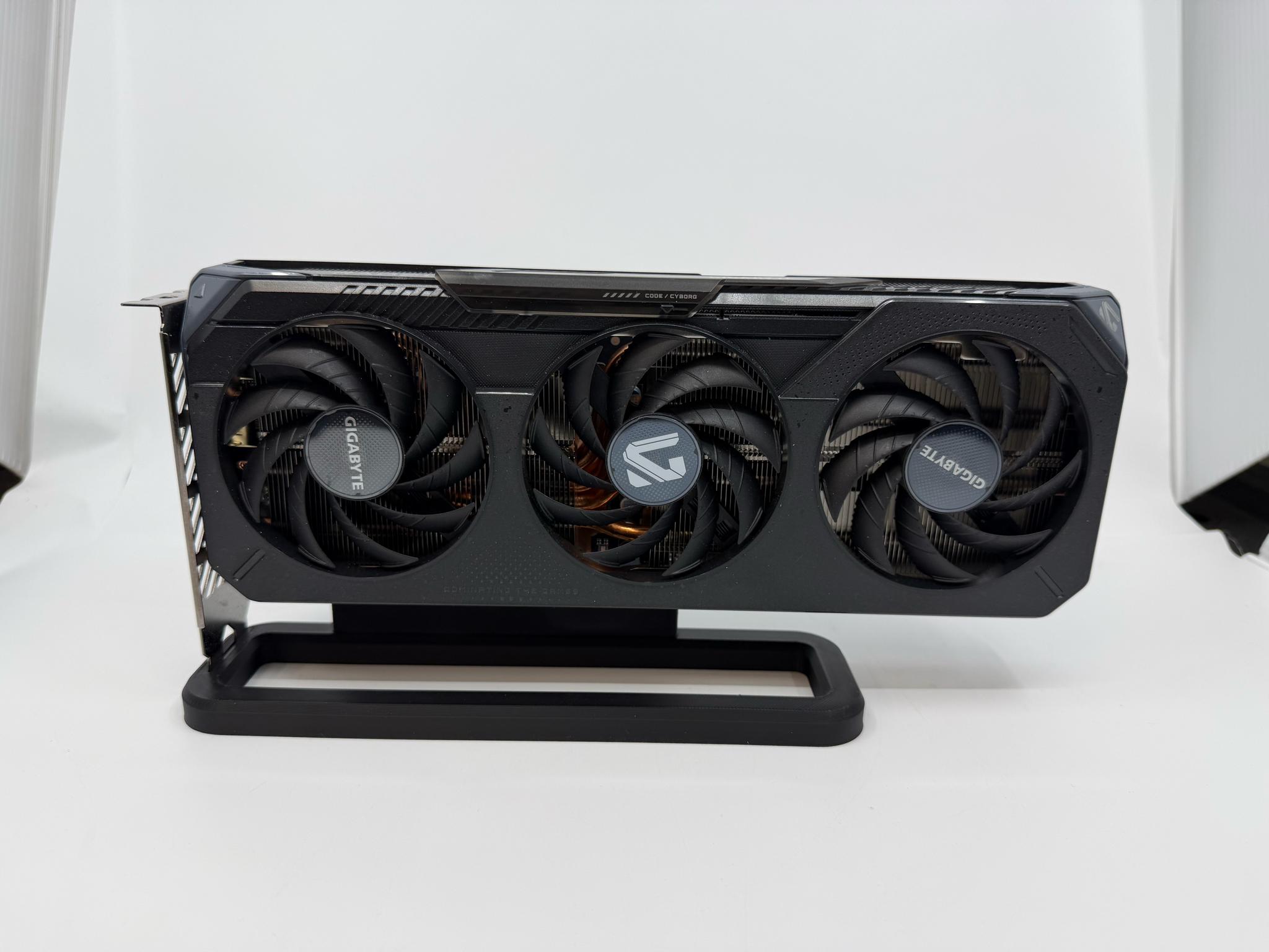 AMD Radeon RX 9060 XT 16GB - Image 2
