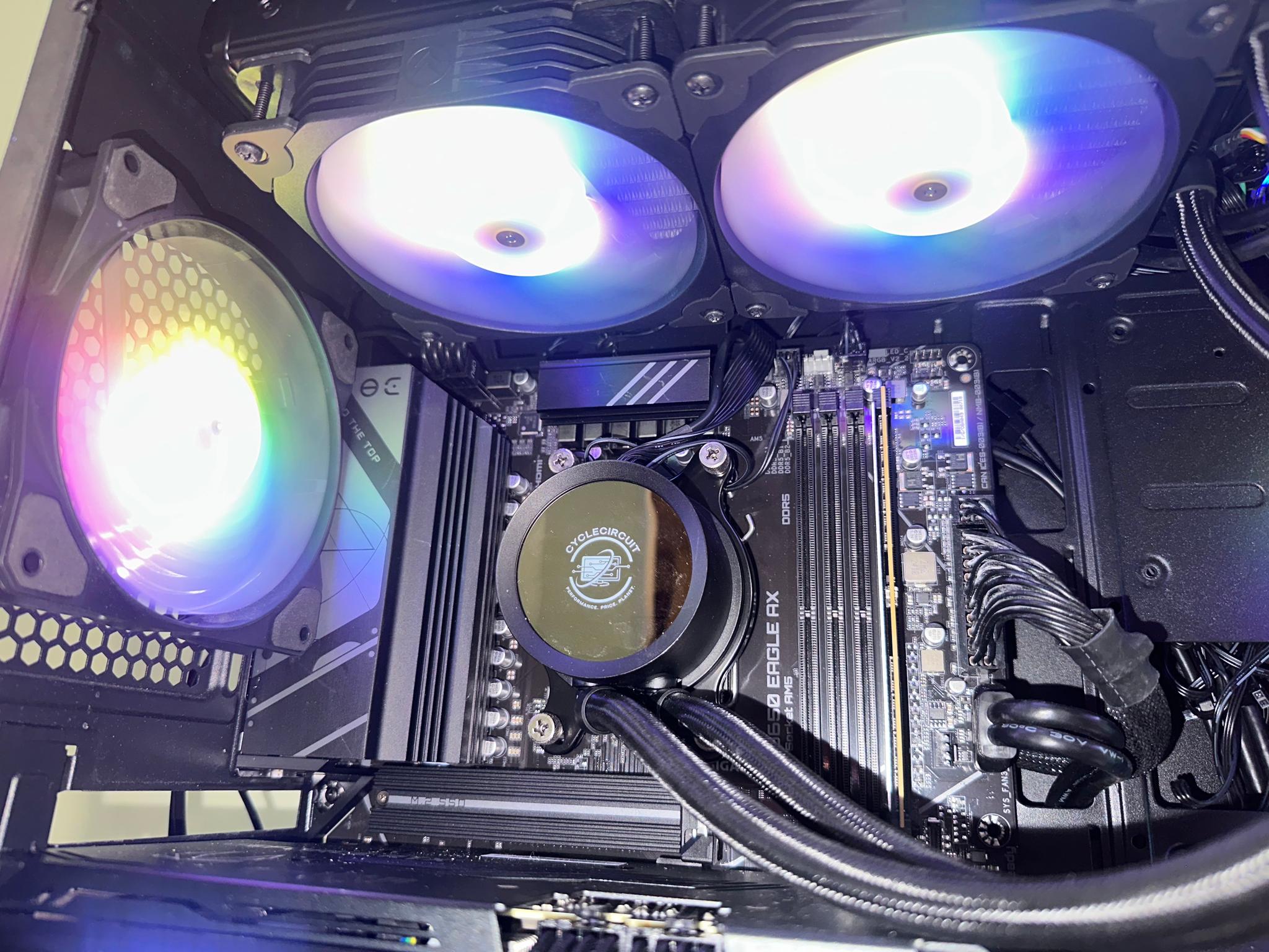 🔥MSI Forge / Ryzen 5 7600X/ RTX 3070 /32GB/ Kraken AIO
