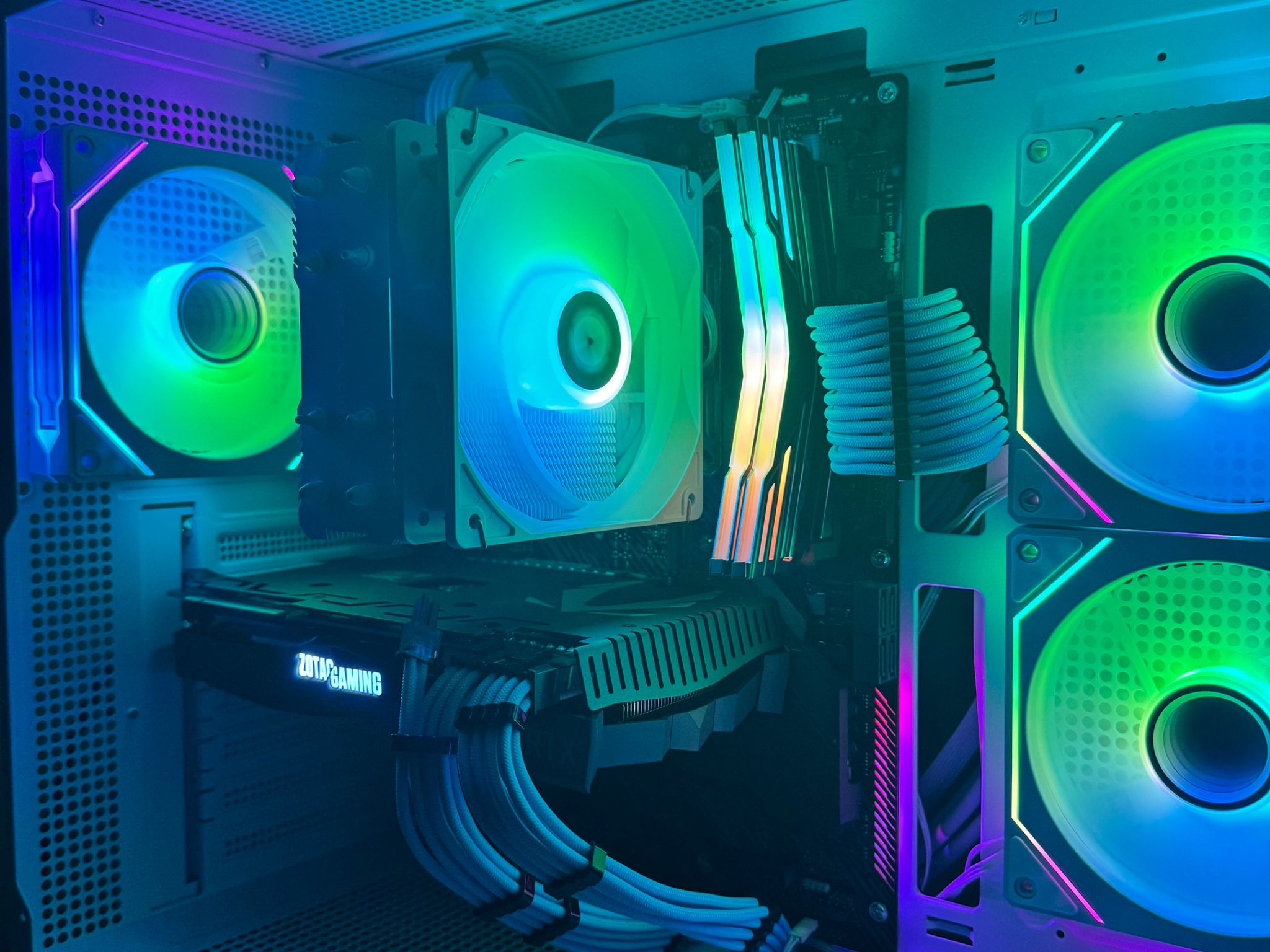 RTX 2070 Super 8GB | AMD Ryzen 5 3600X 6-core Processor | 16GB Ram | 1TB GEN4 M.2