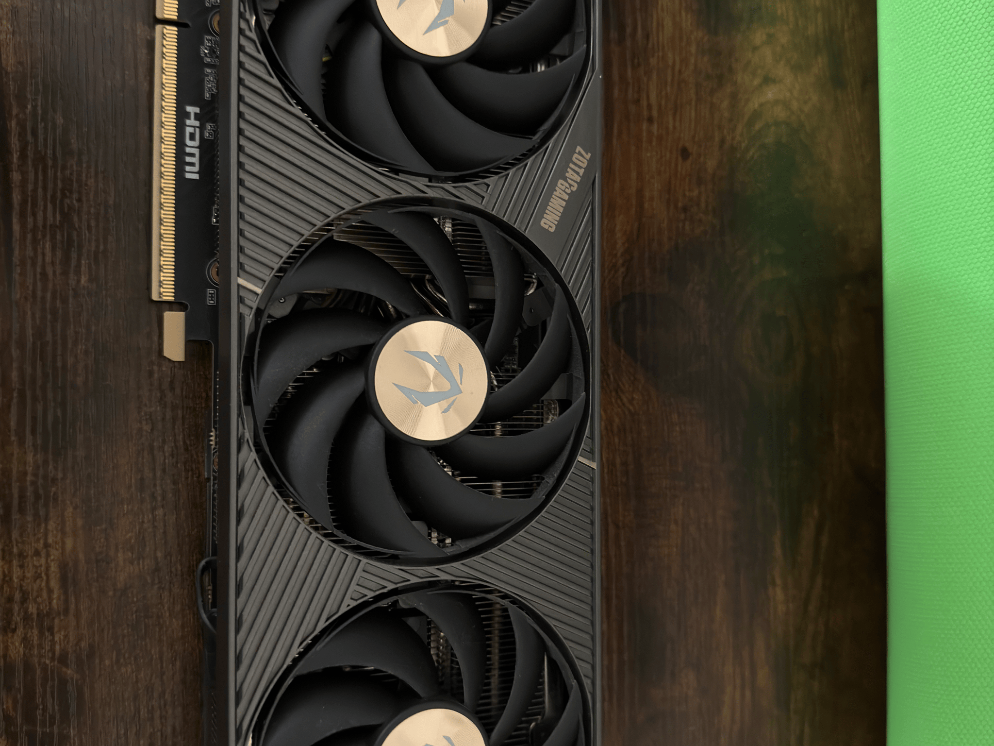 ZOTAC GAMING GeForce RTX 5070 Ti SOLID OC
