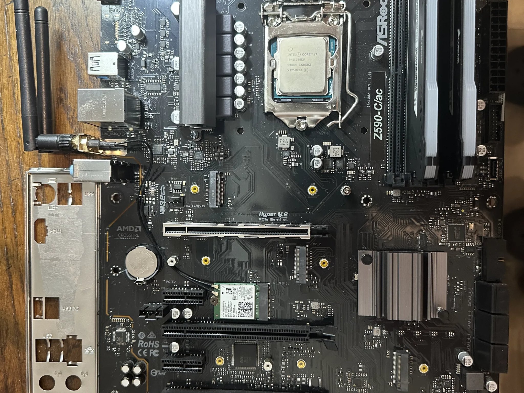 Intel i7-11700kf / ASRock Z590 C/AC WiFi Board / Corsair Vengeance Pro RGB 32gb DDR4-3200mhz RAM