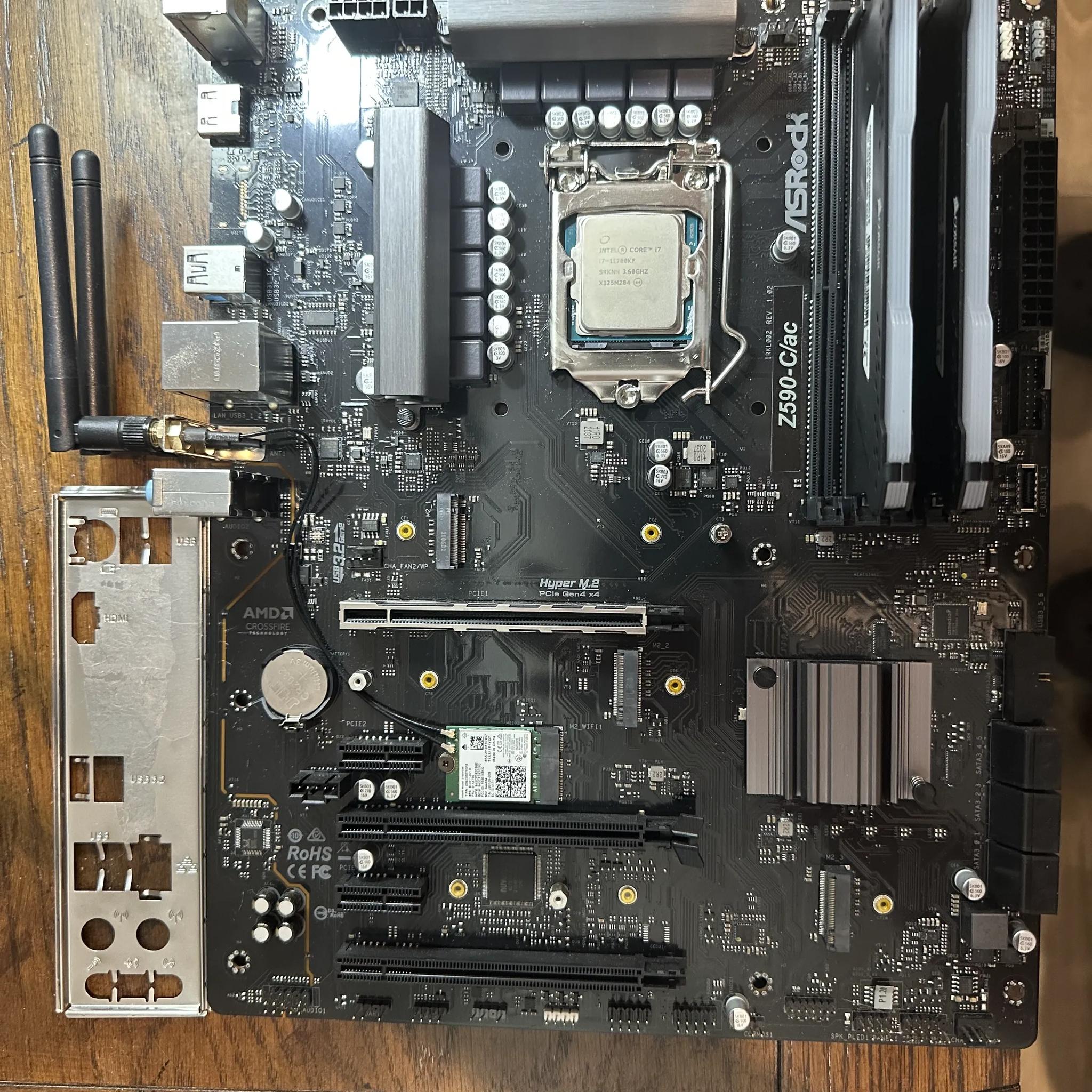 Intel i7-11700kf / ASRock Z590 C/AC WiFi Board / Corsair Vengeance Pro RGB 32gb DDR4-3200mhz RAM