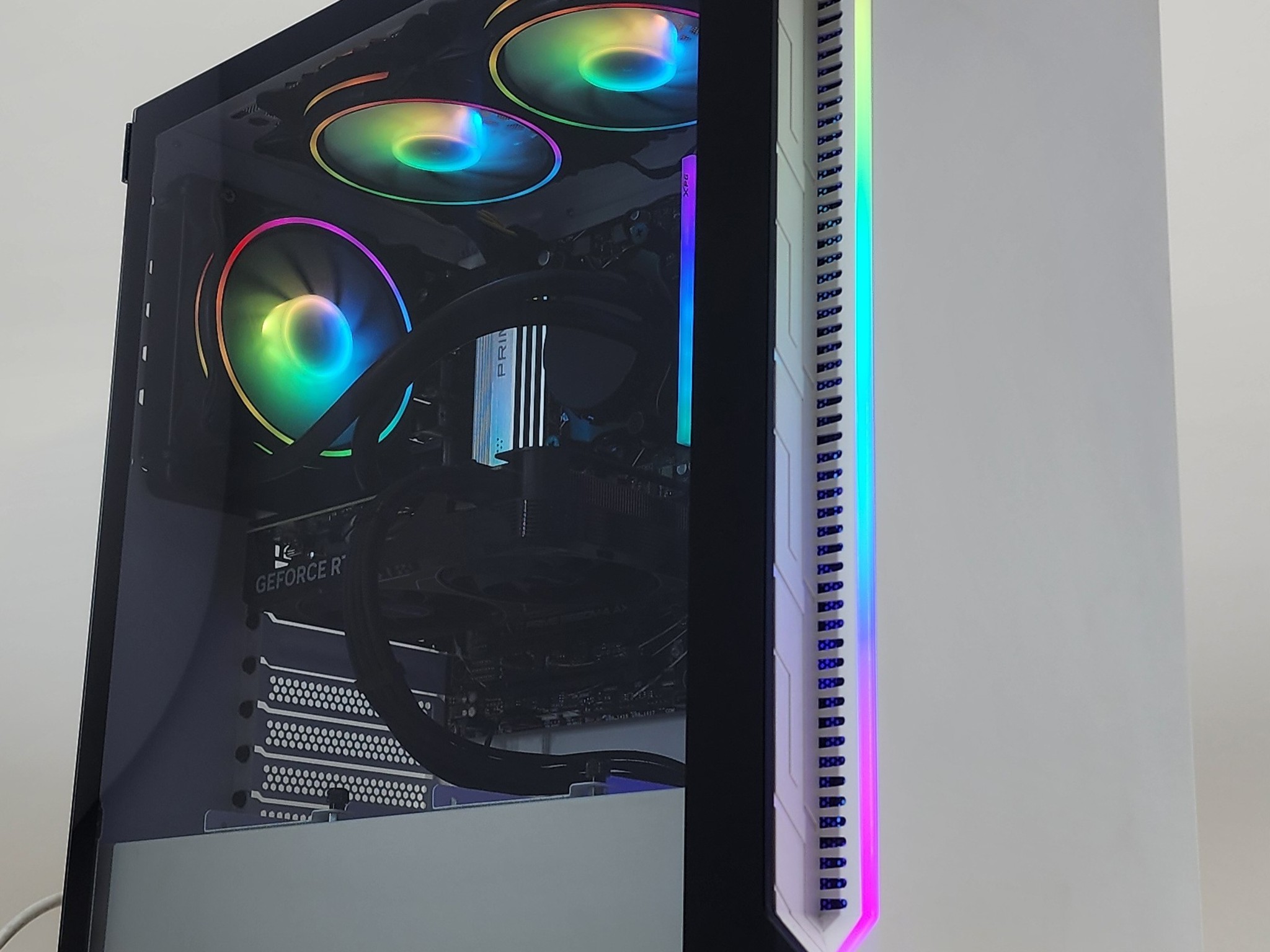 Gaming PC Ryzen 5 8500G 16GB RAM 1TB SSD RTX 4060 Ti 8GB Windows 11 Computer