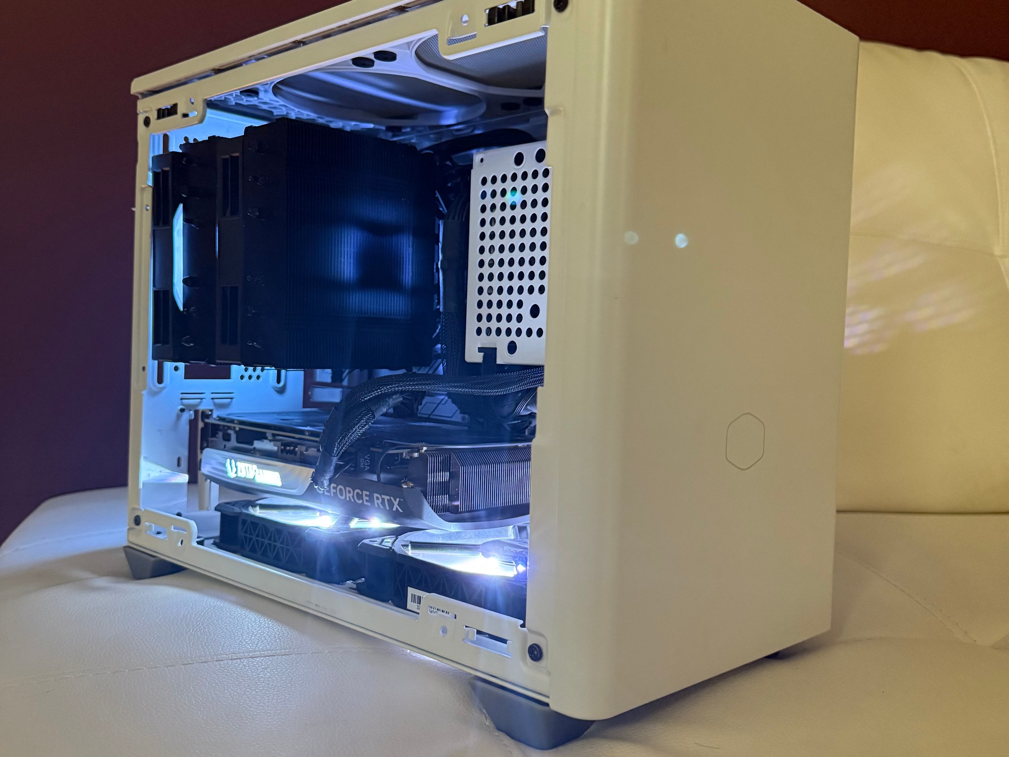 Custom itx Gaming PC (i7-12700kf, Rtx 4070 12gb)