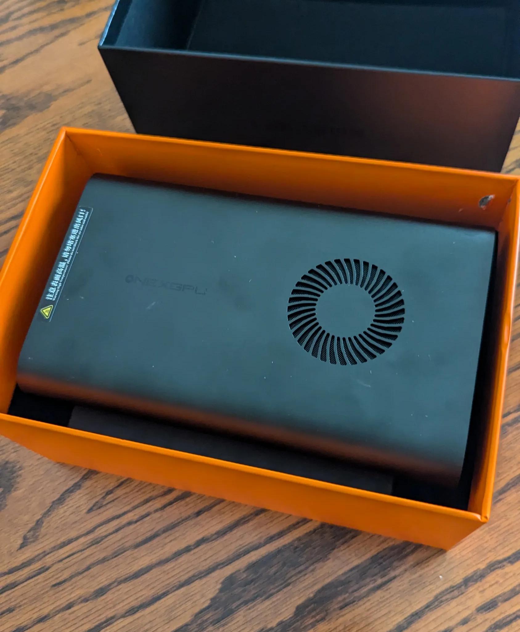 Onexgpu 7600 xt m egpu