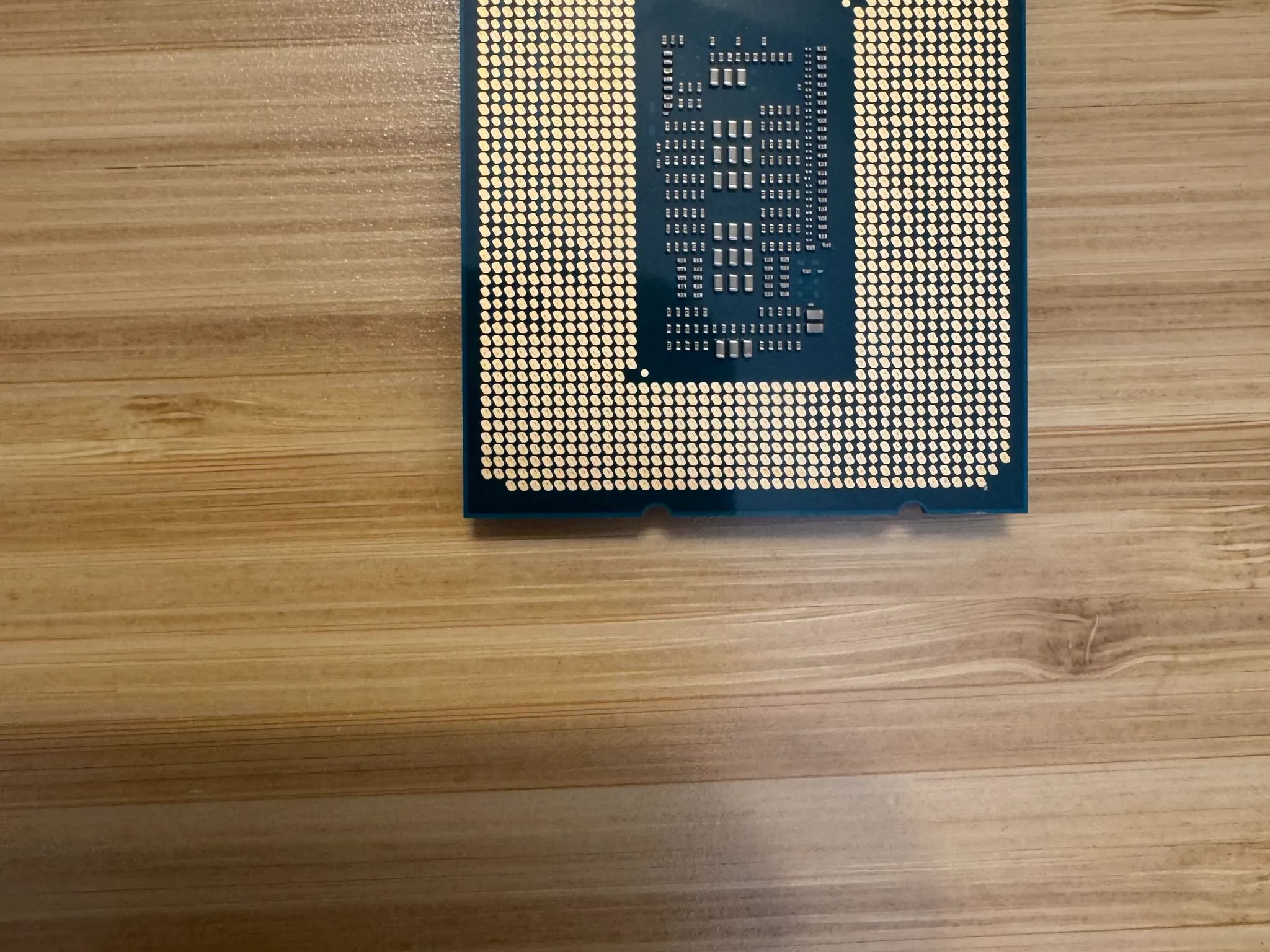 Core i9-12900KF 16 (8P+8E) Cores up to 5.2 GHz Unlocked LGA1700 600 Series Chipset 125W