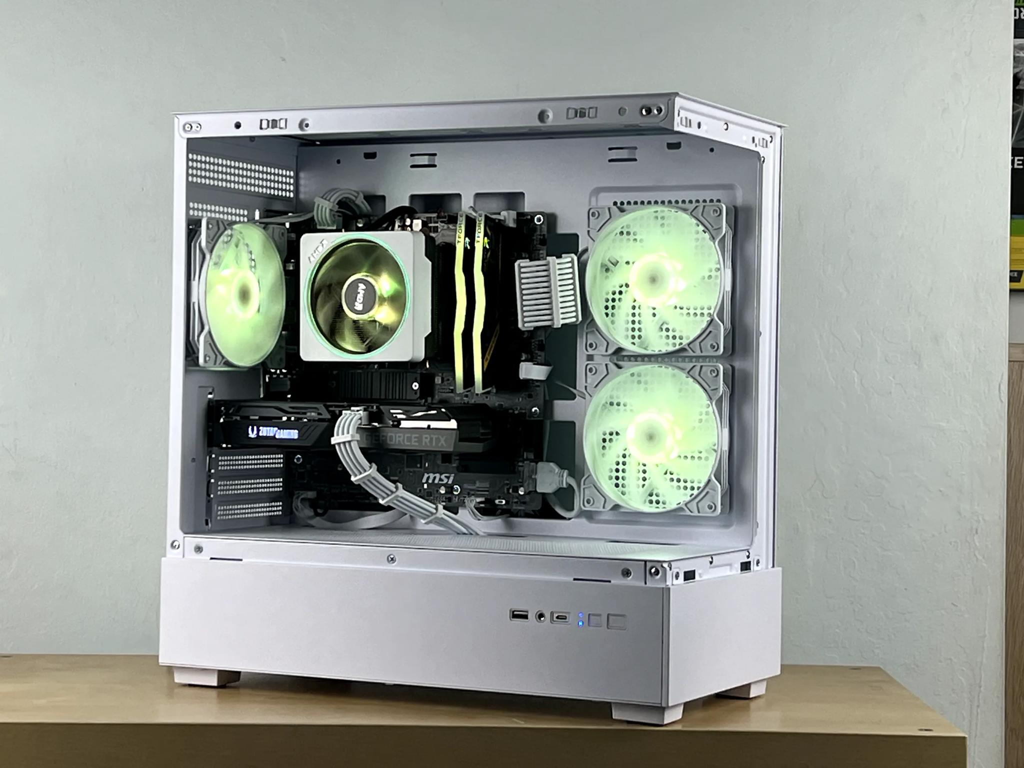 🧊 Fast and Clean White Gaming PC | RTX 3060 TI | AMD Ryzen 7 3700X | 1TB SSD | 16GB RAM | 🧊