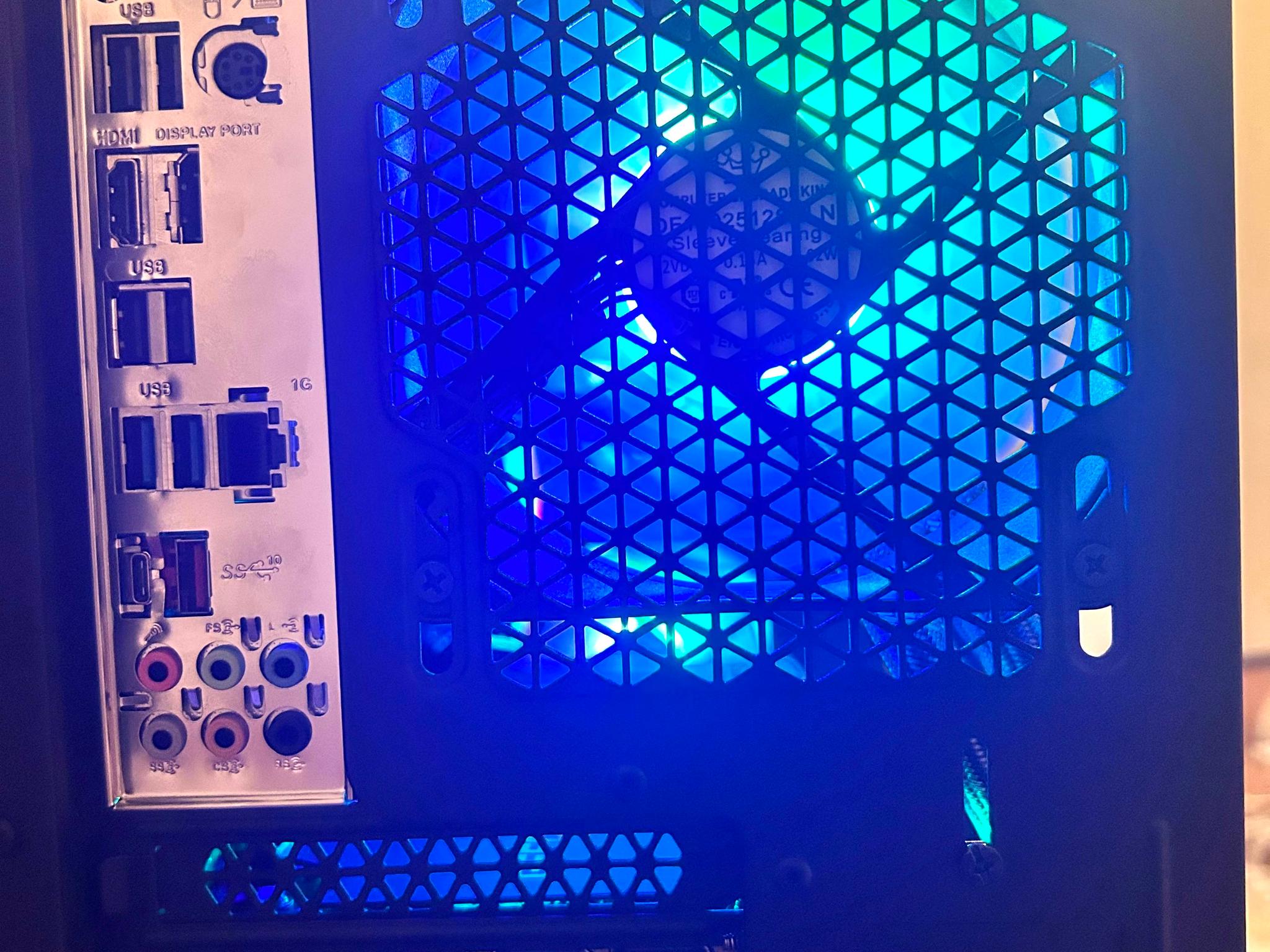 Cypher👻 Rtx 3070 8GB, Ryzen 5 5600 High-End Gaming PC 