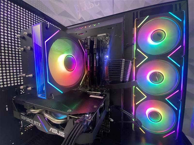 New Year New PC | intel i7 8700K| RTX 2060 Super 8GB| 16GB DDR4| 500GB SSD | Win11| Free Shipping!
