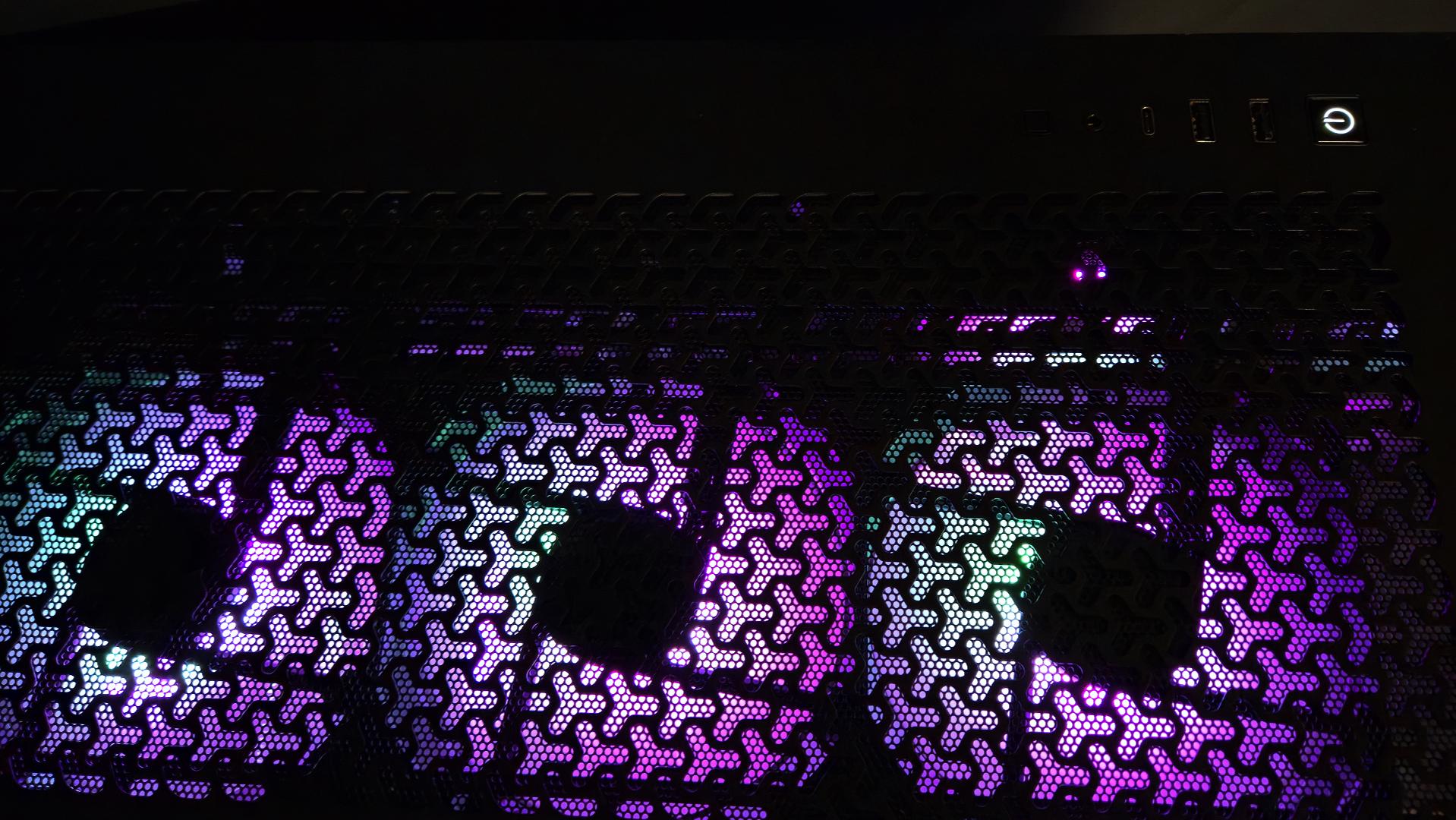 Ryzen 5 9600X - RTX 5060 Ti 8GB - 32GB DDR5 6000 - 1TB Gen4 NVMe - Corsair 3500X - Custom