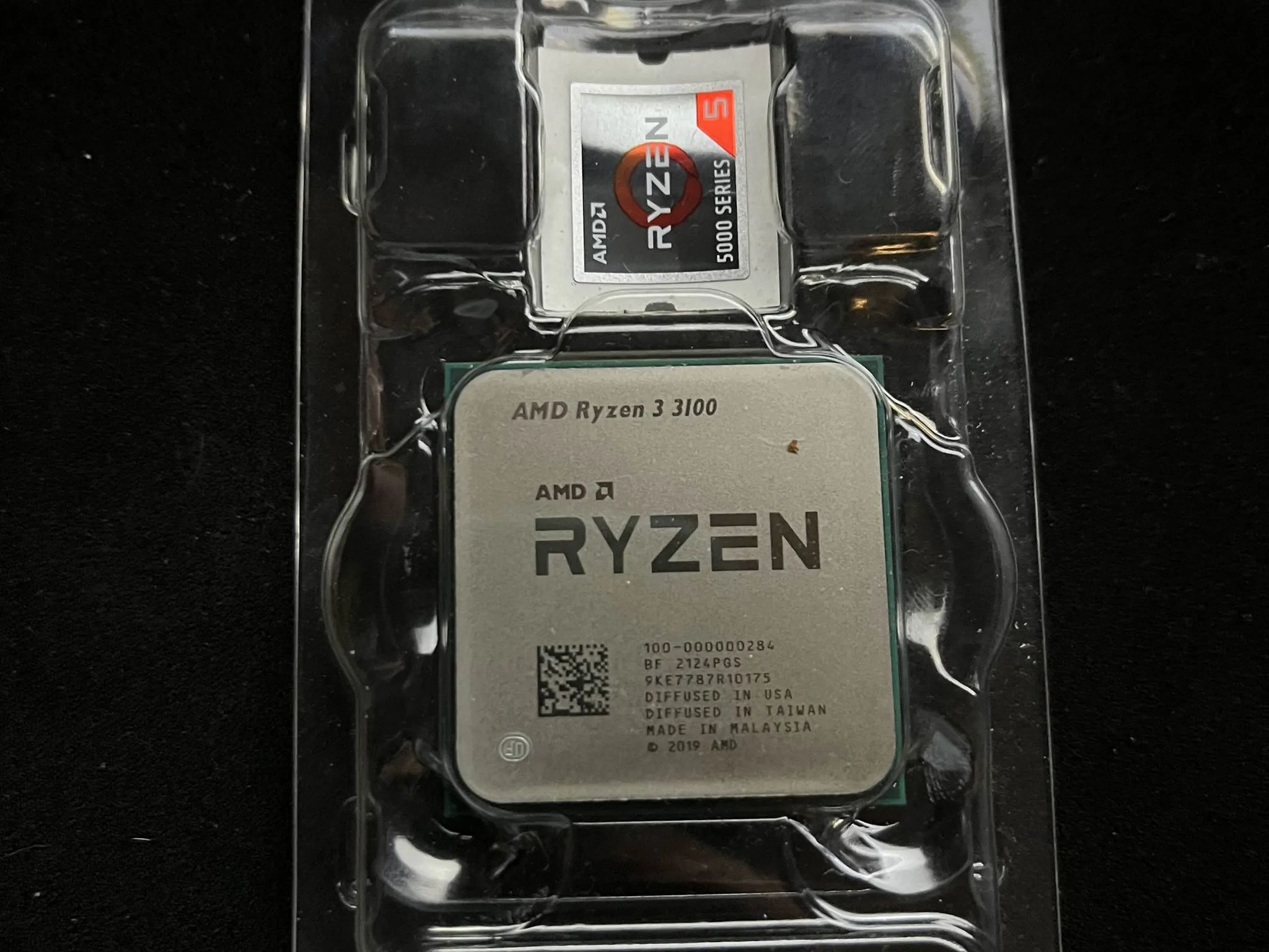 AMD Ryzen 3 3100 w/ stock heatsink