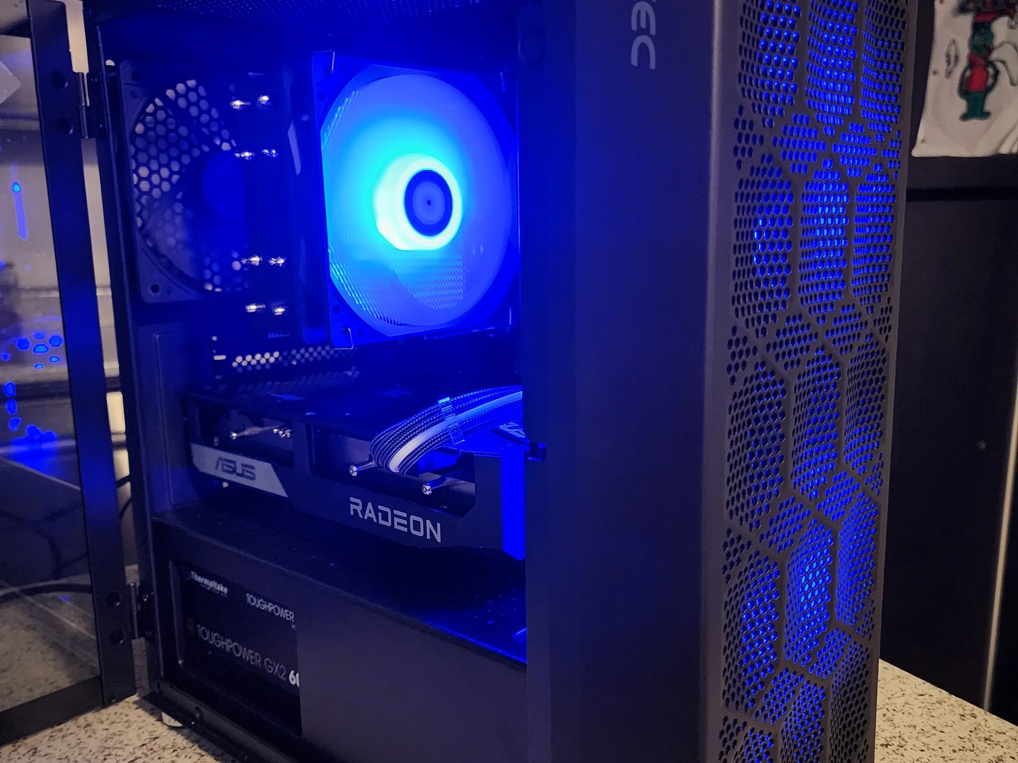 Tier "Uno" Gaming PC | R5 5600 | Radeon RX 6600 | 16GB RAM | 1TB NVME