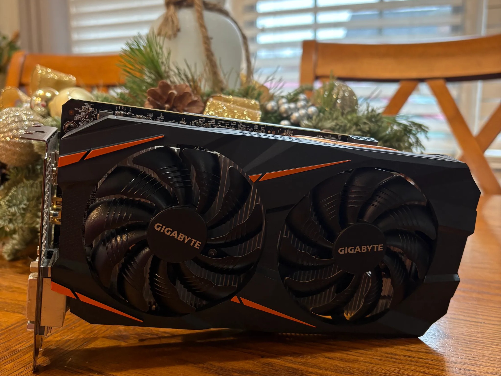 GIGABYTE GeForce® GTX 1060 WINDFORCE OC 3G