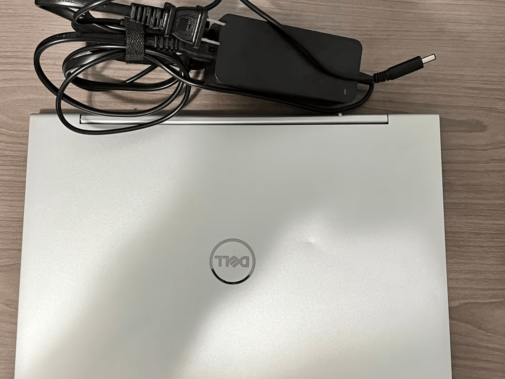Dell Inspiron 13 7391 2n1 13.3” FHD (Cracked Screen)