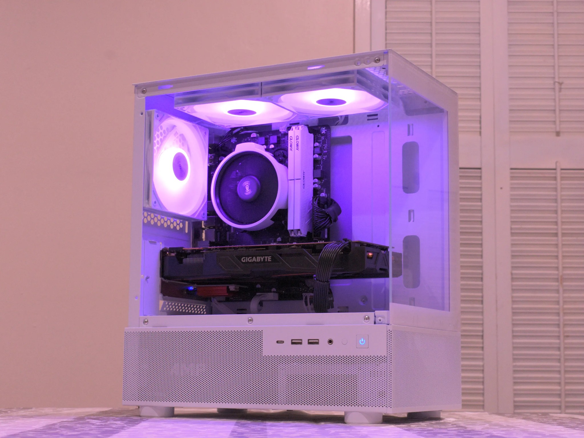 🎮Budget Gamer🎮 Ryzen 5 3600 | GTX 1070 8GB | 16GB DDR4 | 1TB nVME SSD | 1080p White Gaming PC RGB