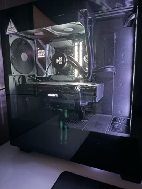 Extreme High End AM5 Build