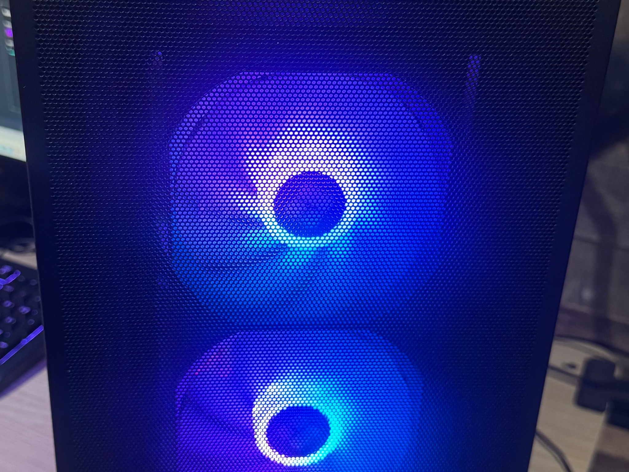 1080p & 1440p Gaming | RX 6950XT | i7 12700k | 1TB SSD | 32GB RAM | WiFi 6 and Bluetooth