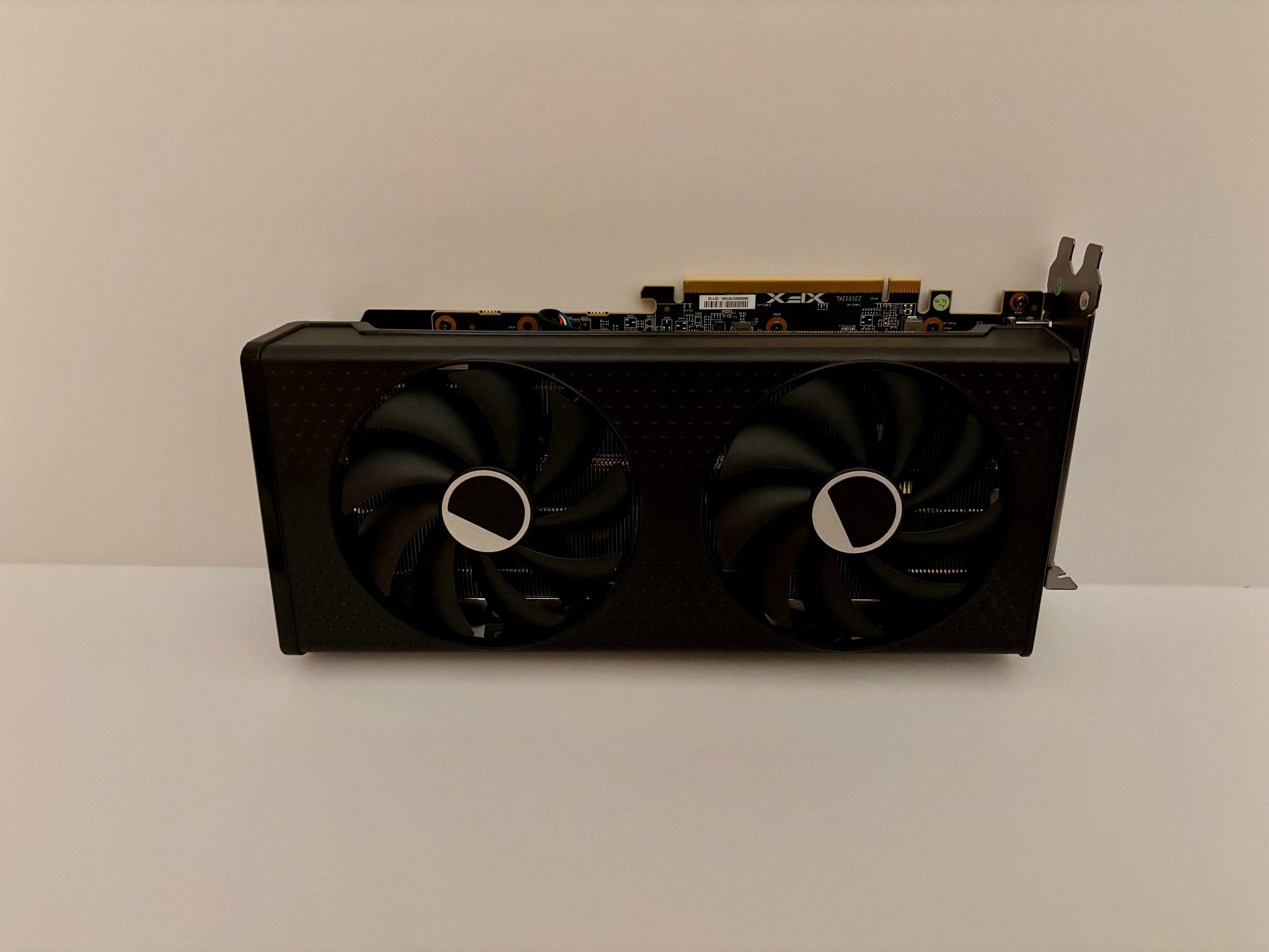 XFX Speedster SWFT 210 Radeon RX 7600 XT