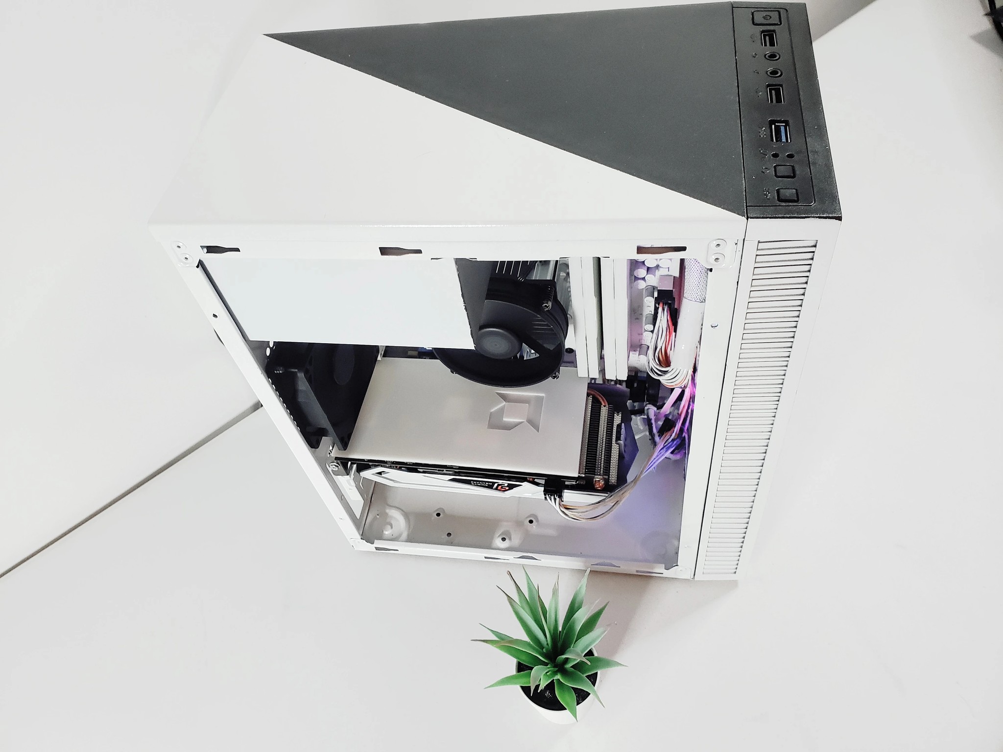 Zebra Gaming PC | ⚙️RX570 | Black/White ✨ |