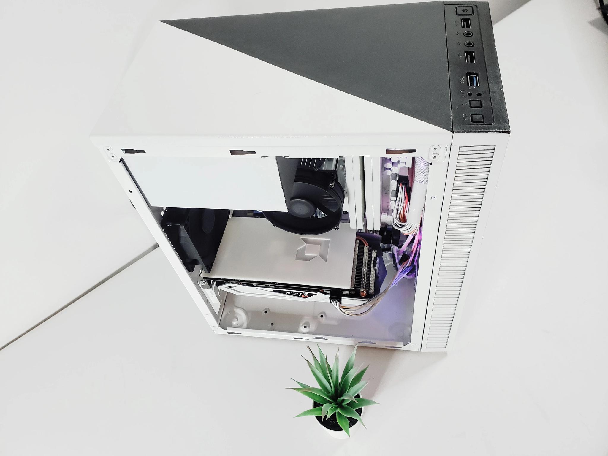 Zebra Gaming PC | ⚙️RX570 | Black/White ✨ |