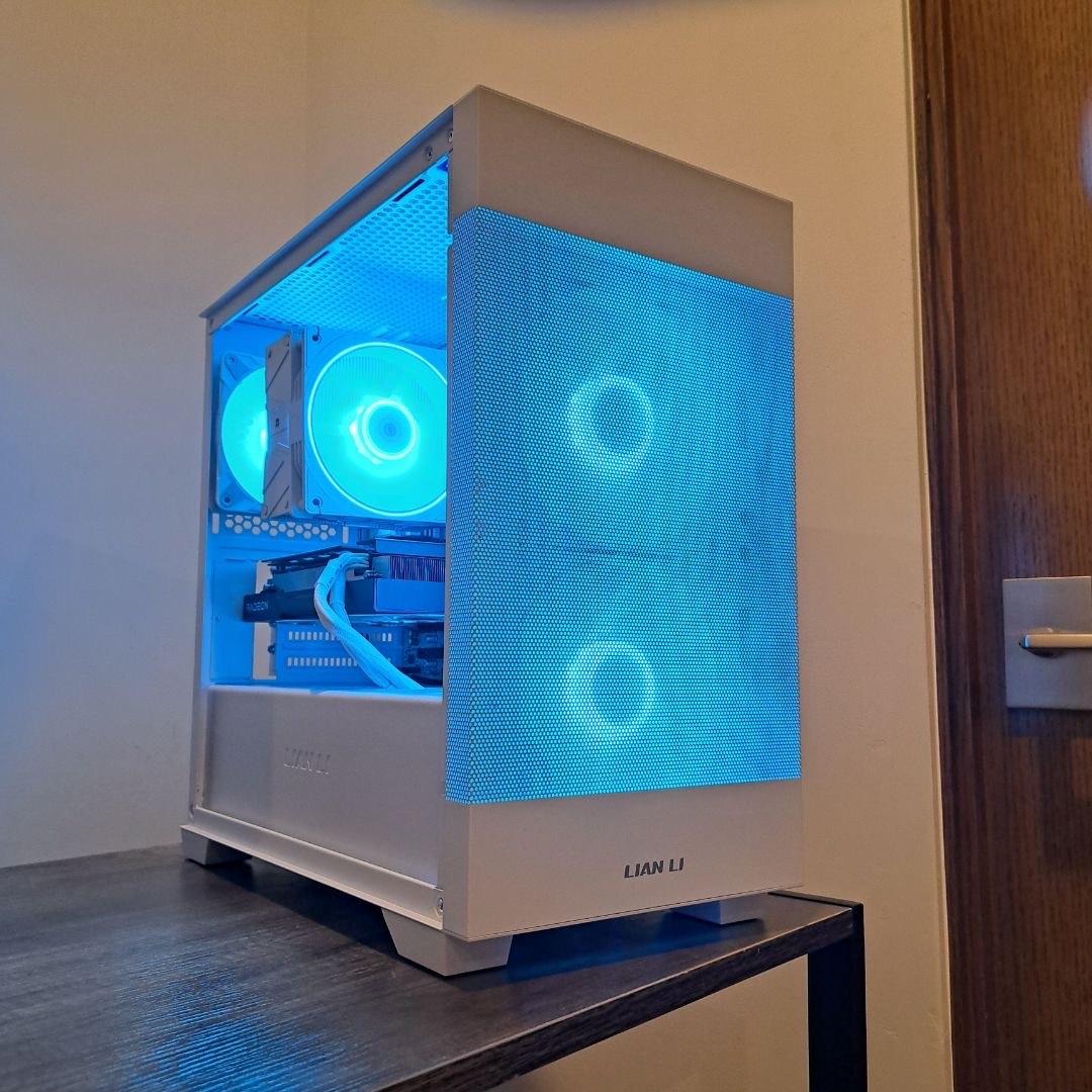 🌊||Axolotl||🌊 - Rx 6600xt and Ryzen 5600