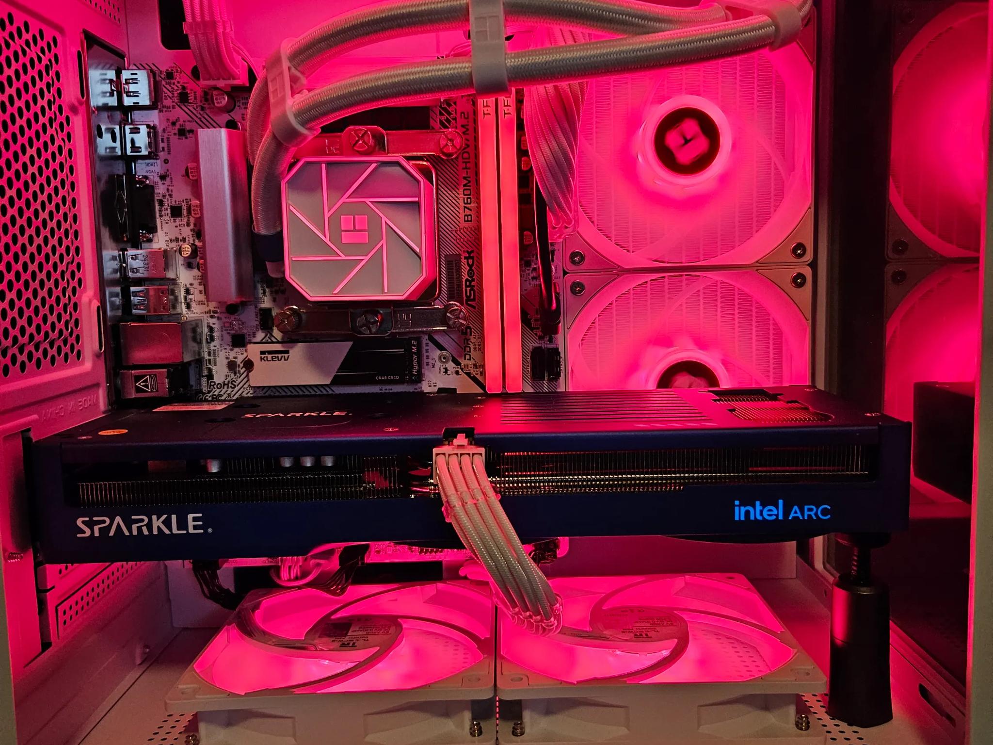 Limited time sale! Blue Team WINS! intel I5 / 35GB DDR5 / 1TB SSD / ARC B580