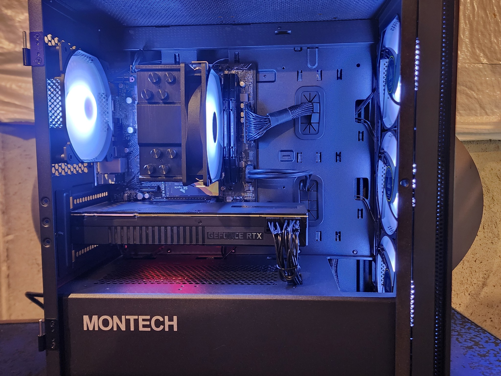 Nvidia RTX 2080 / AMD Ryzen 5 5600 / 16GB DDR4 RAM / 1TB NVMe