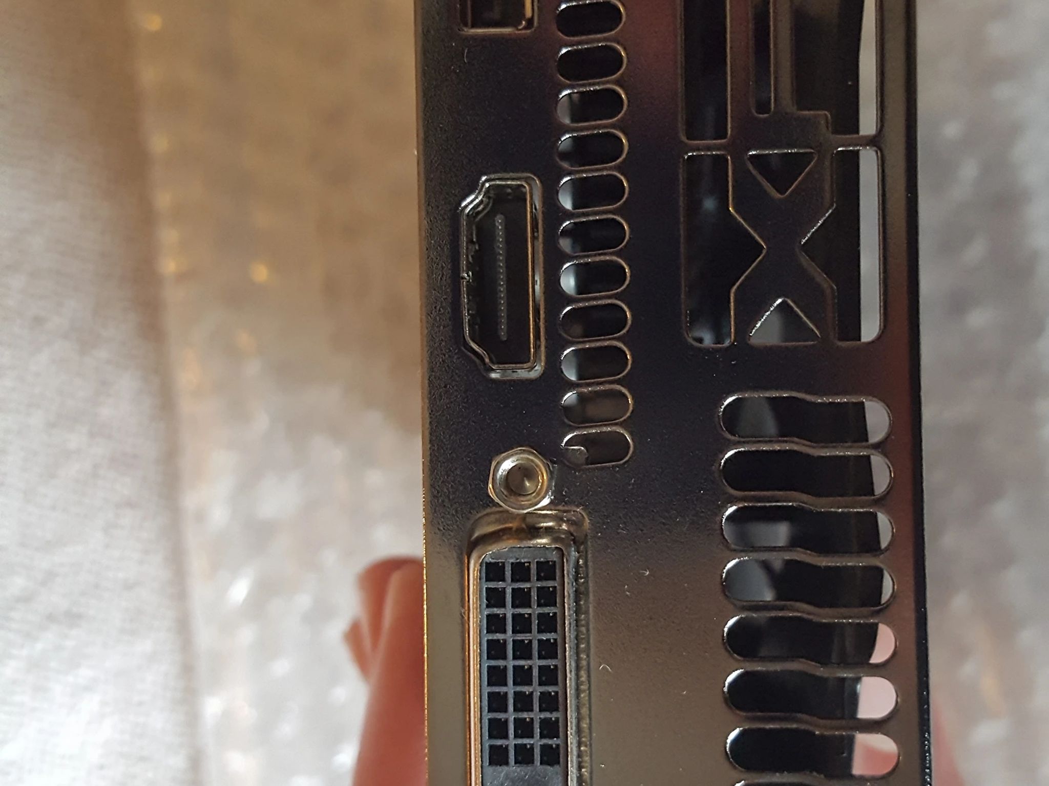 XFX Radeon RX 560 4GB GDDR5 video card - used, good condition