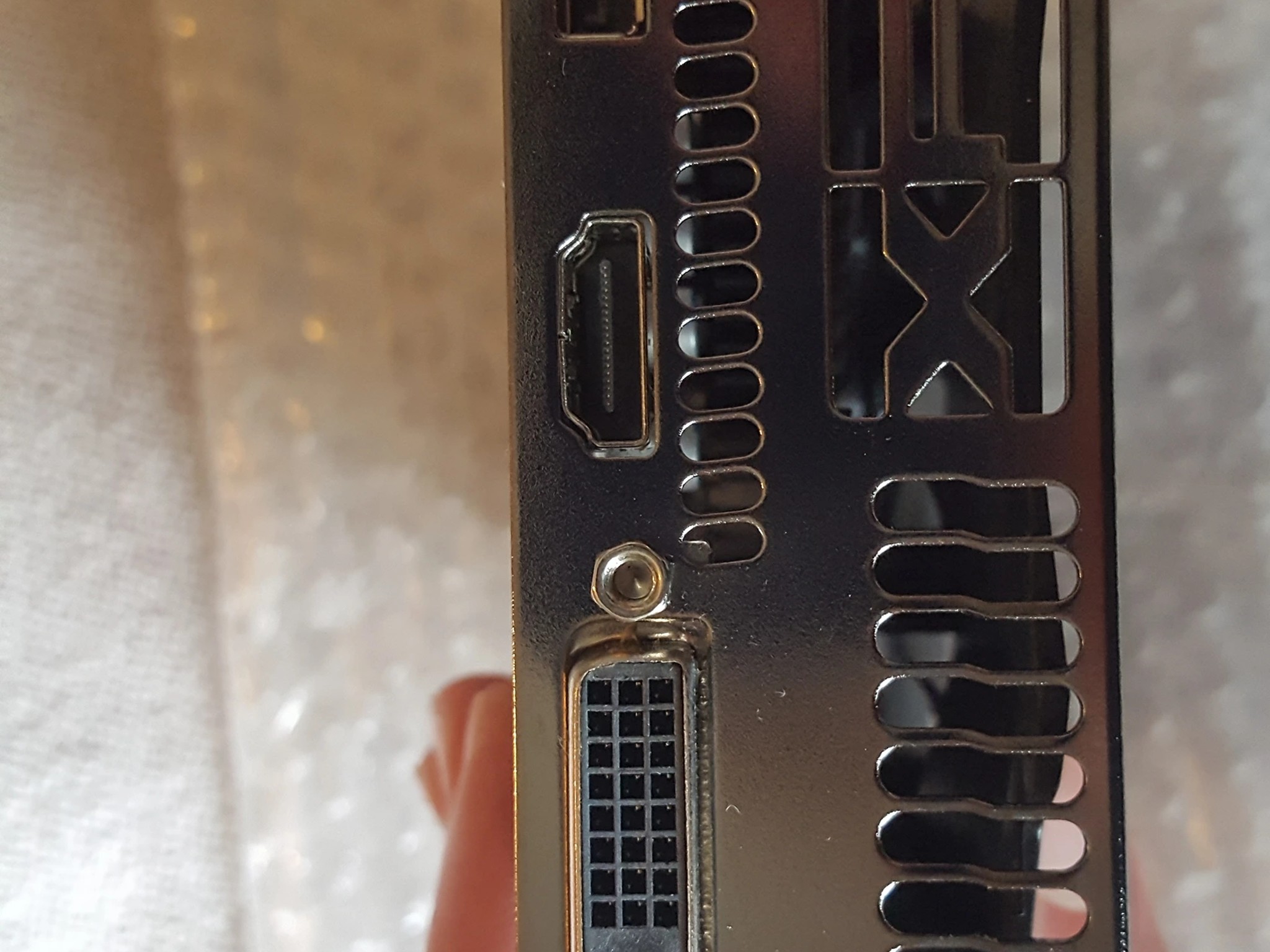 XFX Radeon RX 560 4GB GDDR5 video card - used, good condition