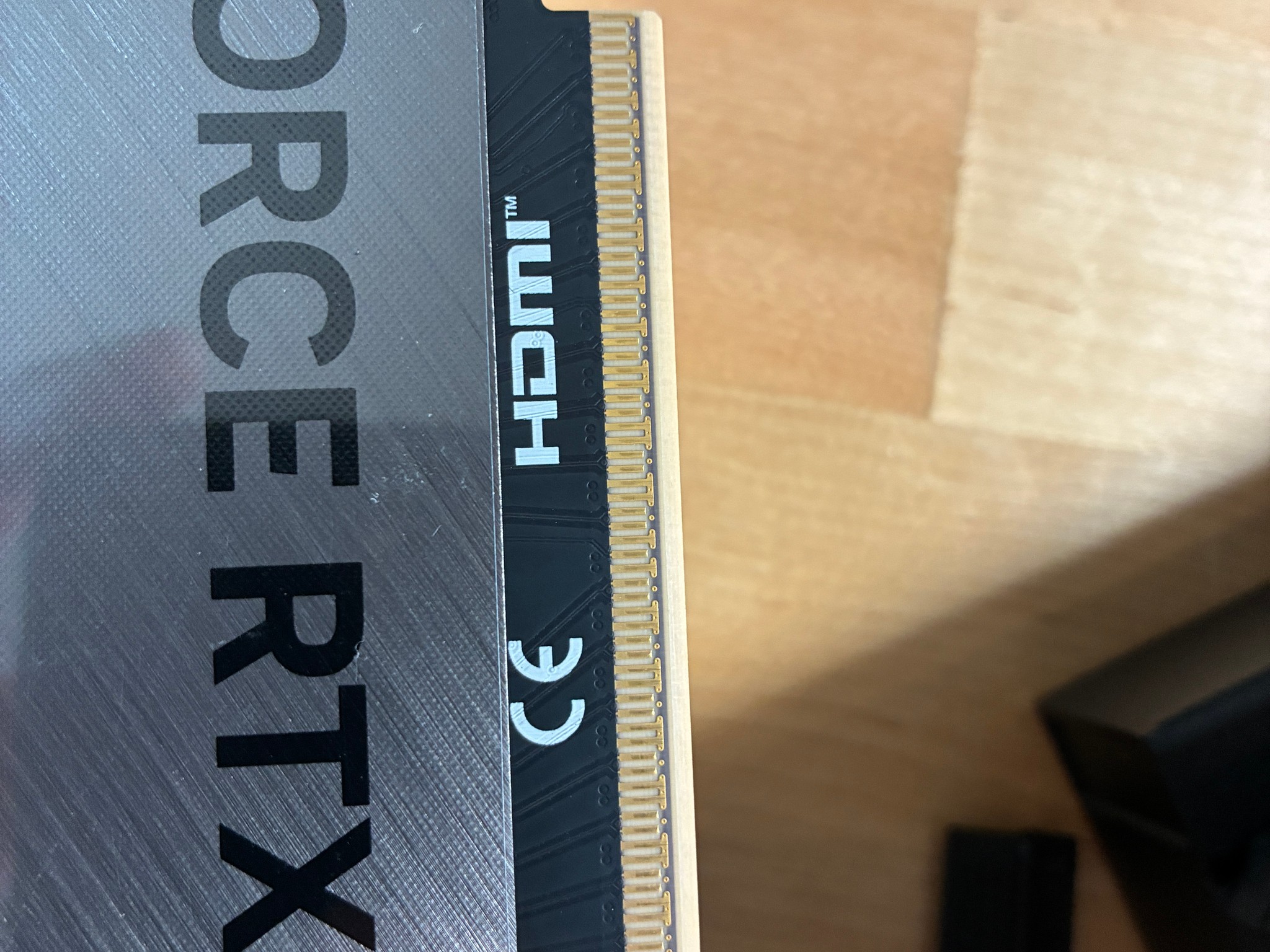 MSI GeForce RTX™ 5090 SUPRIM LIQUID SOC 32G G5090-32SLS