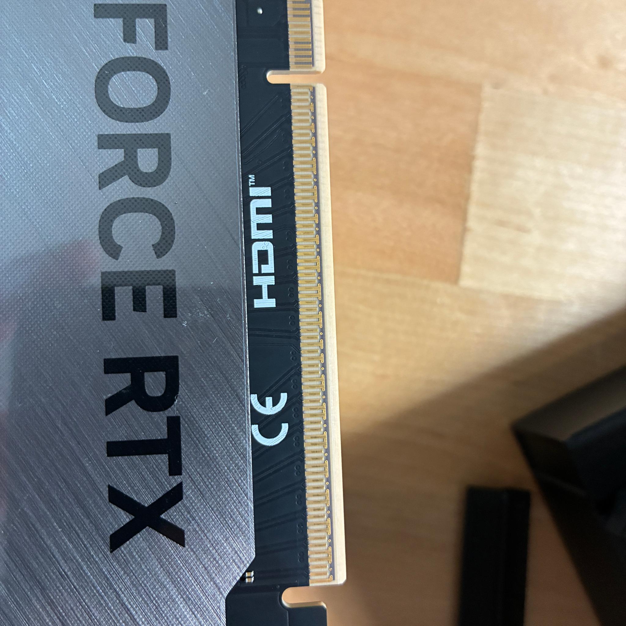 MSI GeForce RTX™ 5090 SUPRIM LIQUID SOC 32G G5090-32SLS
