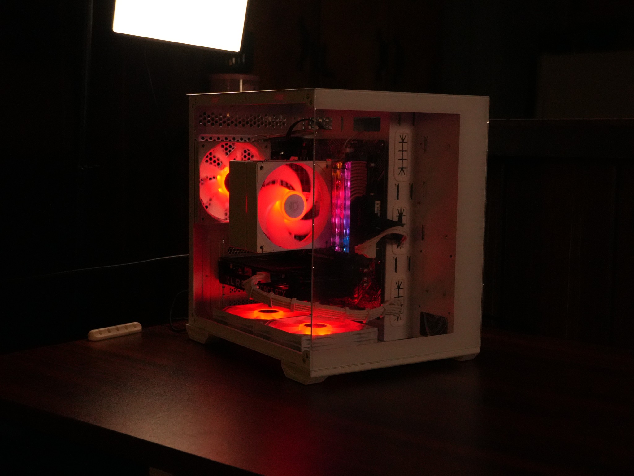 Hydrageddon | RYZEN 7 5700 | RTX 4060 | 16GB DDR4 | 500GB M.2 | WINDOWS 11 + WIFI & BT