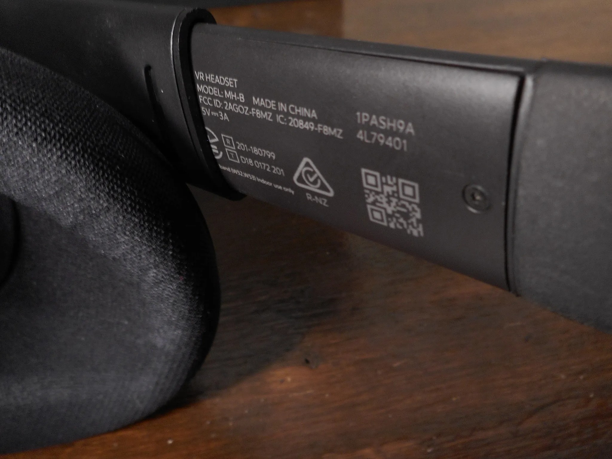 Oculus Quest 1 64gb + Link Cable