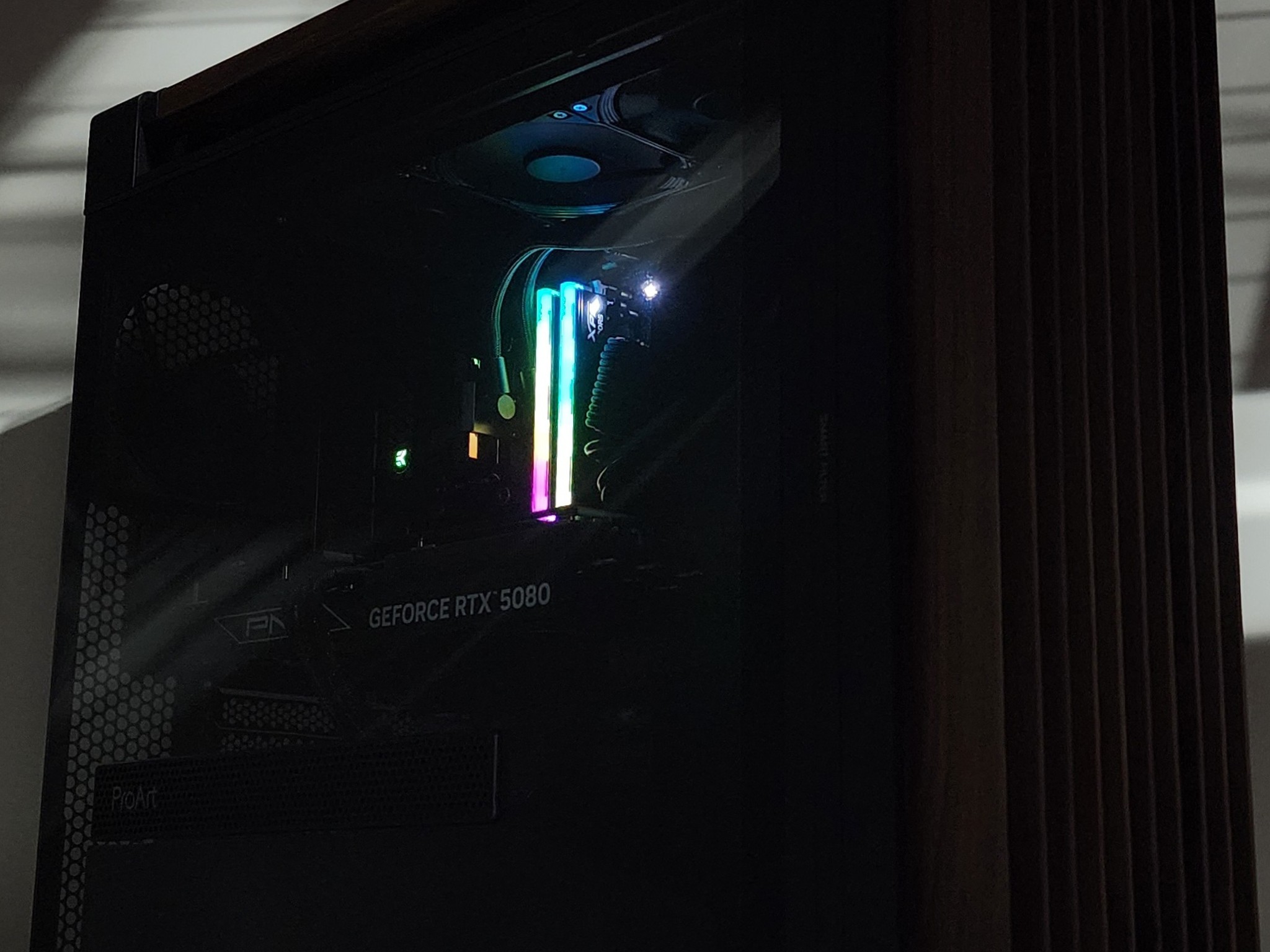 Gaming PC Ryzen 7 7800X3D 32GB RAM 2TB SSD RTX 5080 16GB Windows 11 Computer