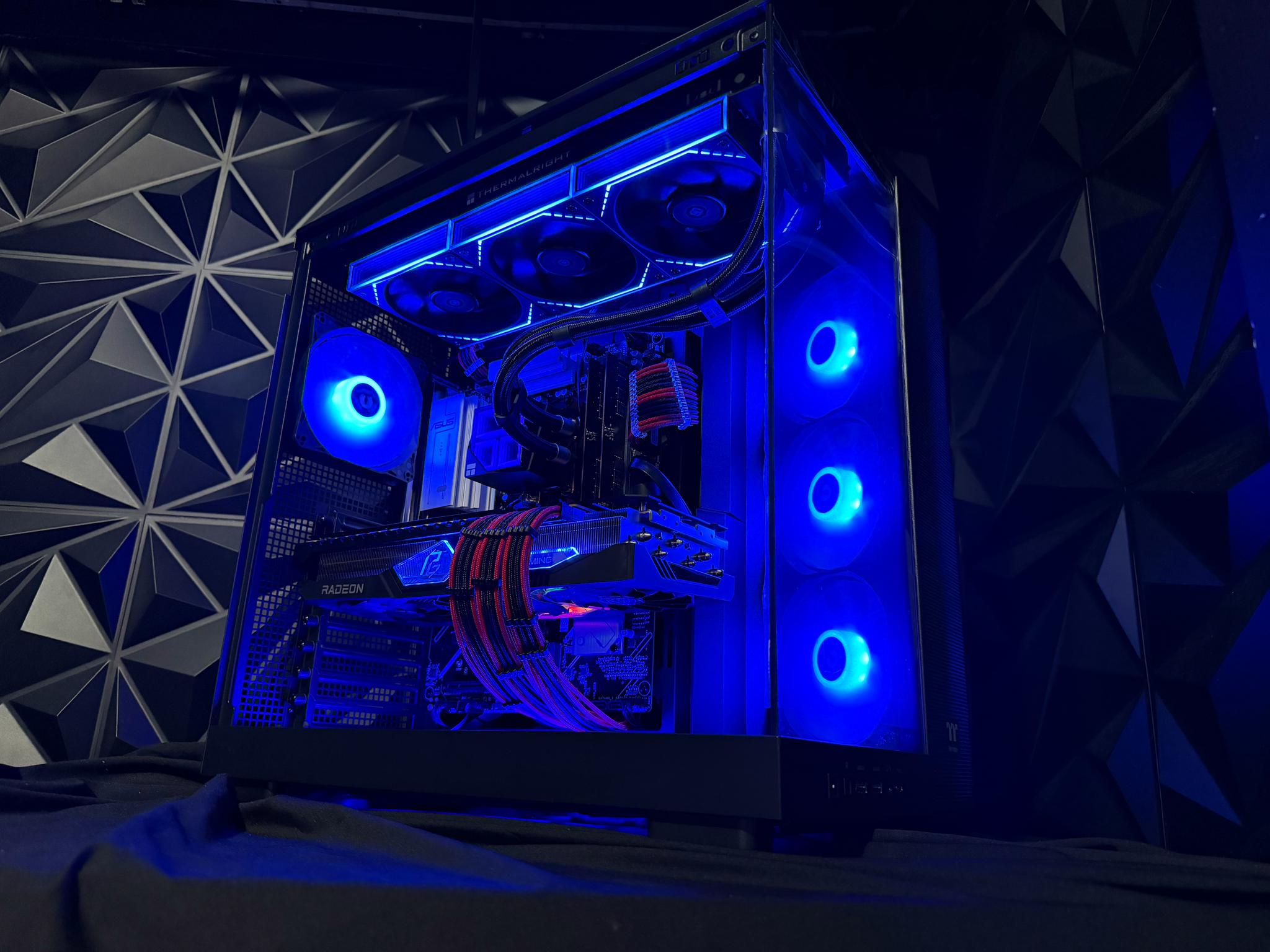 🔥🚀 RED LEADER 🚀🔥 Ryzen 9 7900X| RX 7900XTX 24 GB | 64 GB DDR5| 4 TB NVMe| 850W PSU