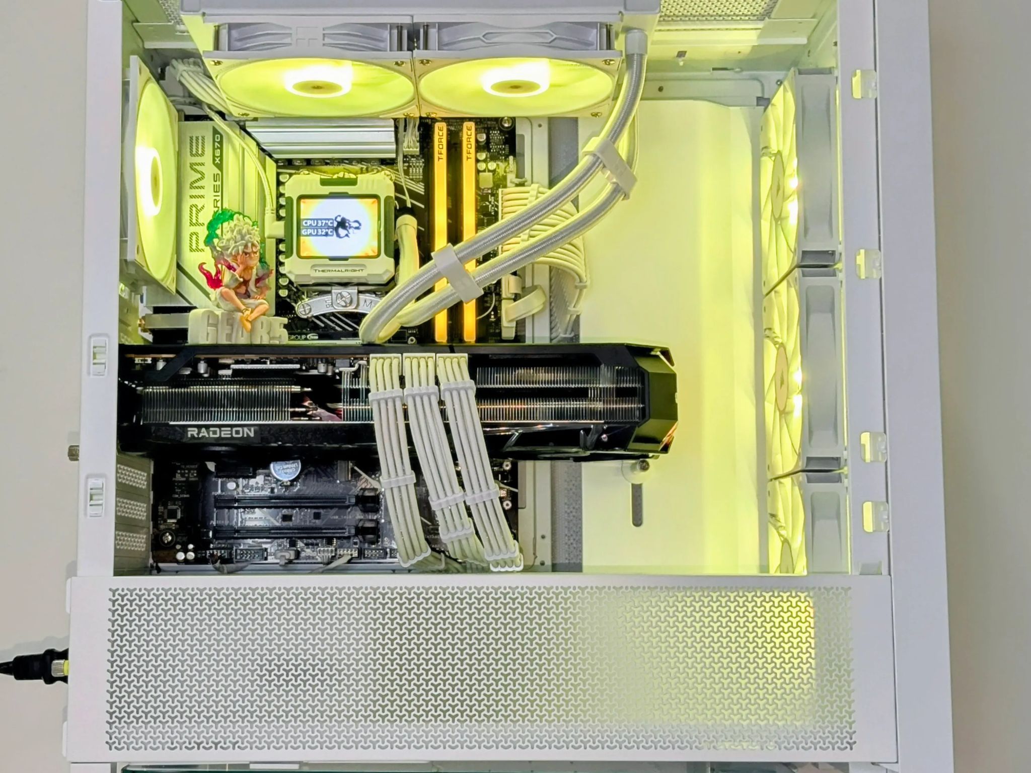 ⚪️Luffy Gear 5☀️⚪RX9700XT(Red Devil😈 edition)⚪Ryzen 7 7800X3D⚪64GB DDR5 RAM⚪2TB NVMe SSD⚪Windows 11