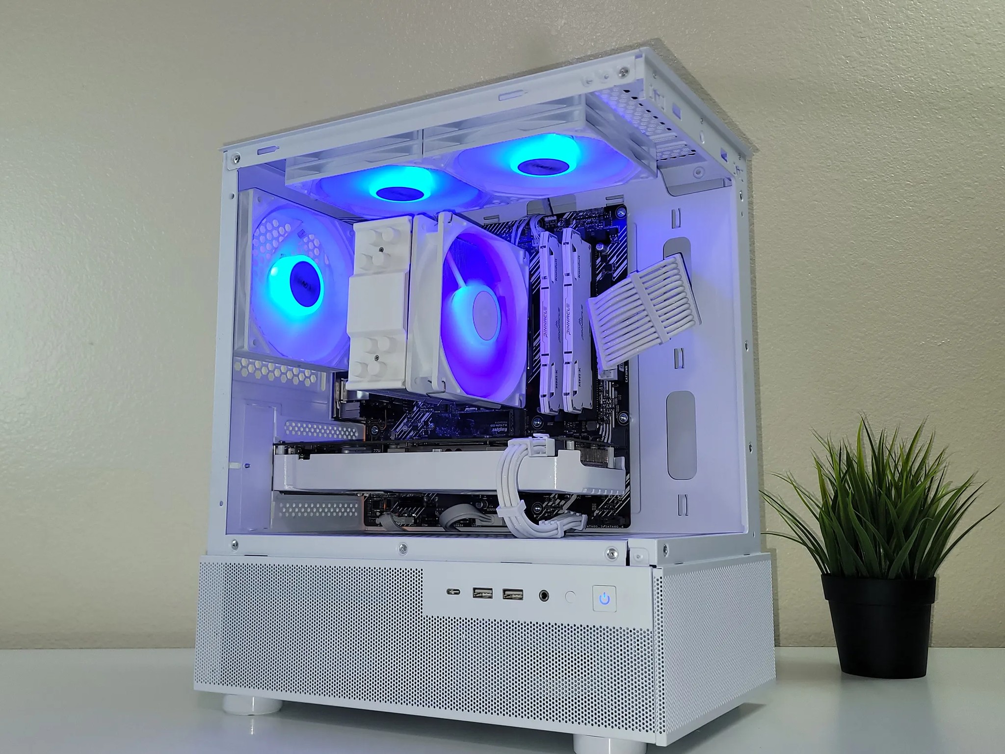 Ryzen 5 3600 | GeForce GTX 1060 3GB | 16GB DDR4 | 512GB SSD