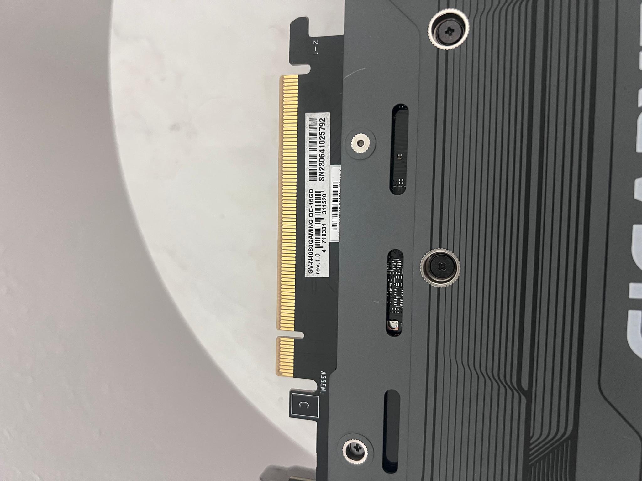 Gigabyte GAMING OC GeForce RTX 4080 with RGB Fans