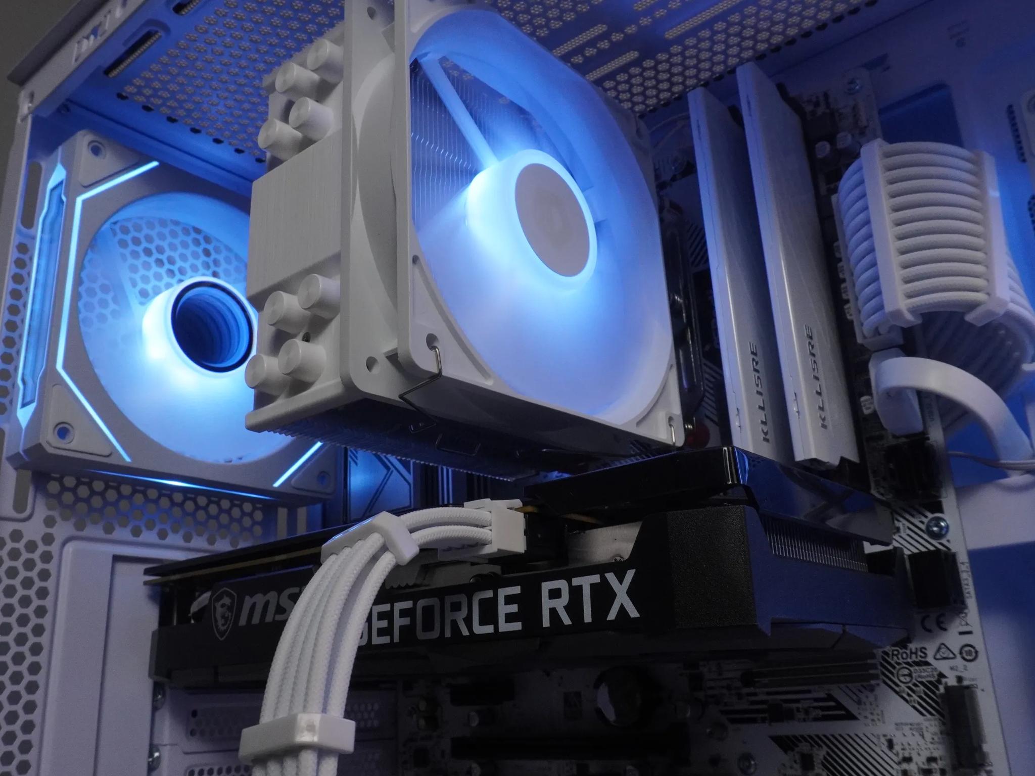 🤍 ARCTIC BEAST 🤍 1440p/1080p GAMING MACHINE 💚RTX 3060ti 🧡 Ryzen 5 5600 | 32GB | WIFI