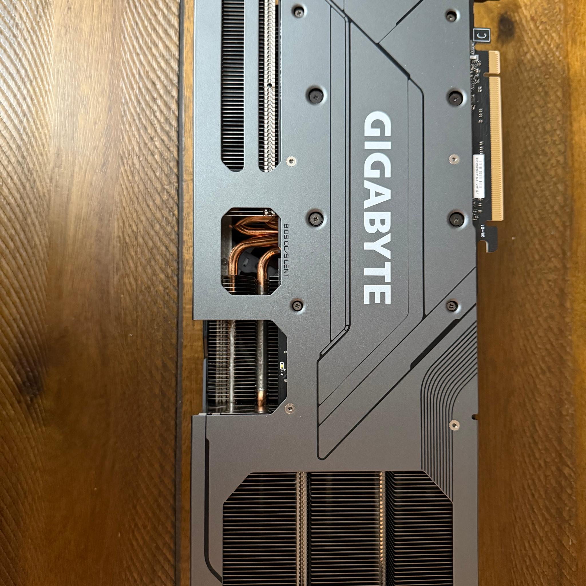 Gigabyte GAMING OC GeForce RTX 4080 SUPER