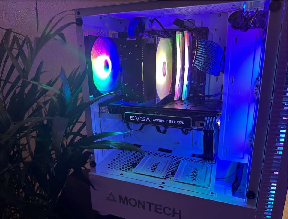 "Uranium" GTX 1070 + 10100F, 16gb RAM Custom Gaming PC
