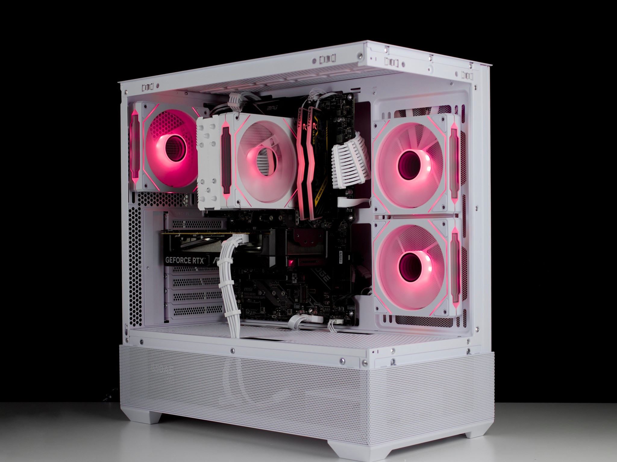 🧊❄️🧊 White Gaming PC – RTX 5060 , Ryzen 5 5500, 16GB RAM, 1TB SSD - WiFi, BlueTooth 🧊❄️🧊