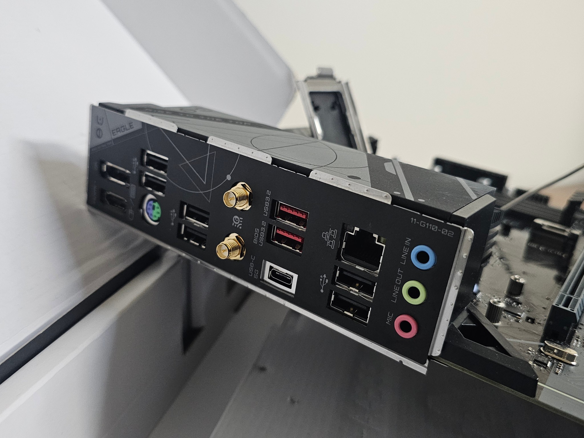 GIGABYTE B650 EAGLE AX