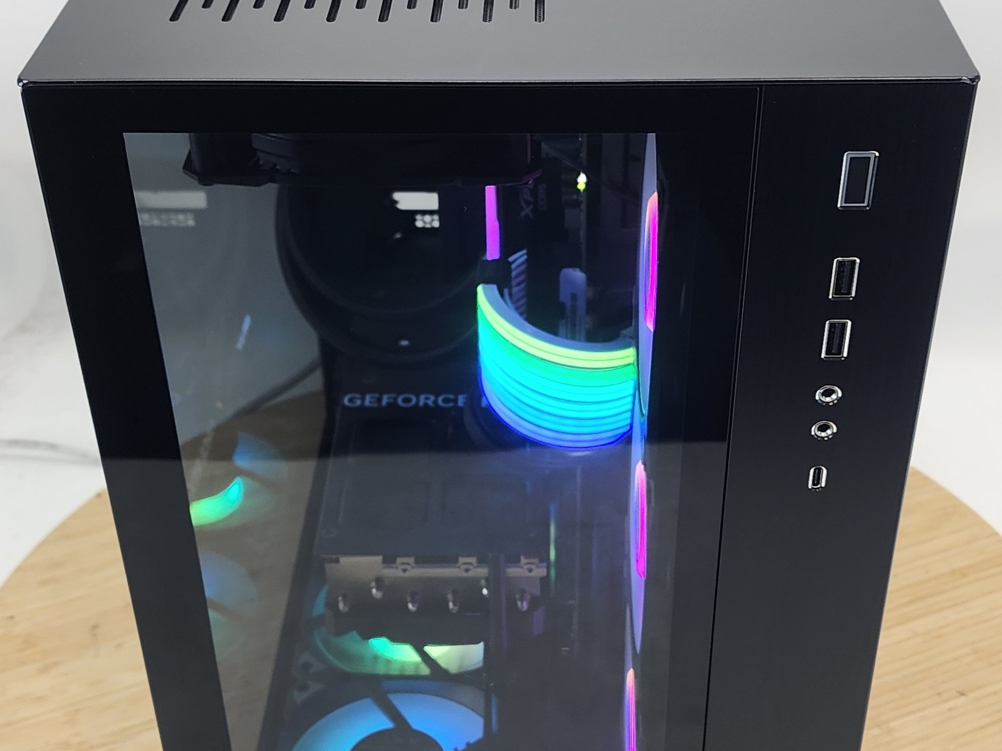 Gaming PC Ryzen 9 9950X3D 32GB RAM 2TB SSD RTX 4070 Ti SUPER 16GB Win11 Computer