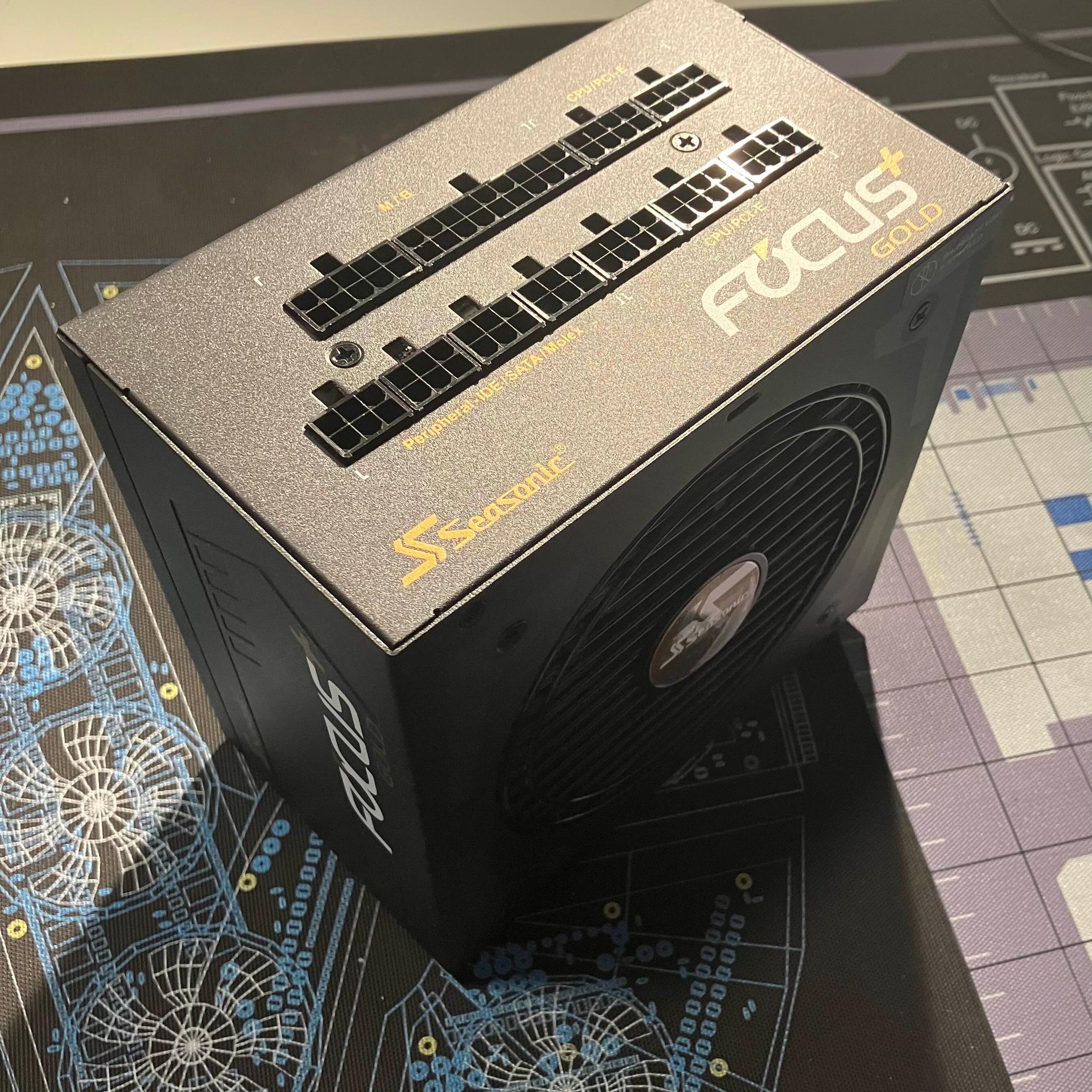 SeaSonic FOCUS Plus 850 Gold W/ CableMod Cables Modular PSU